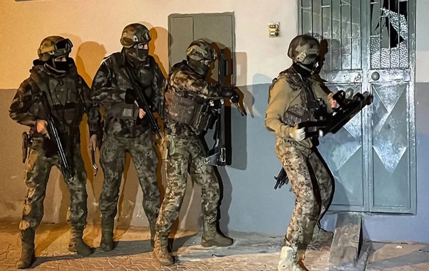 İçişleri Bakanlığı: 30 ilde IŞİD operasyonu, 119 gözaltı