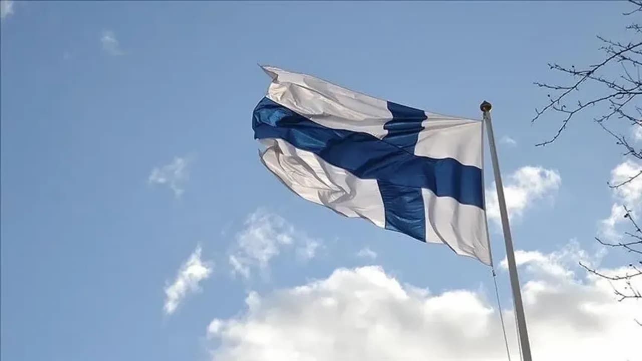 Finlandiya Körfezi hava ve deniz trafiğine kapatıldı