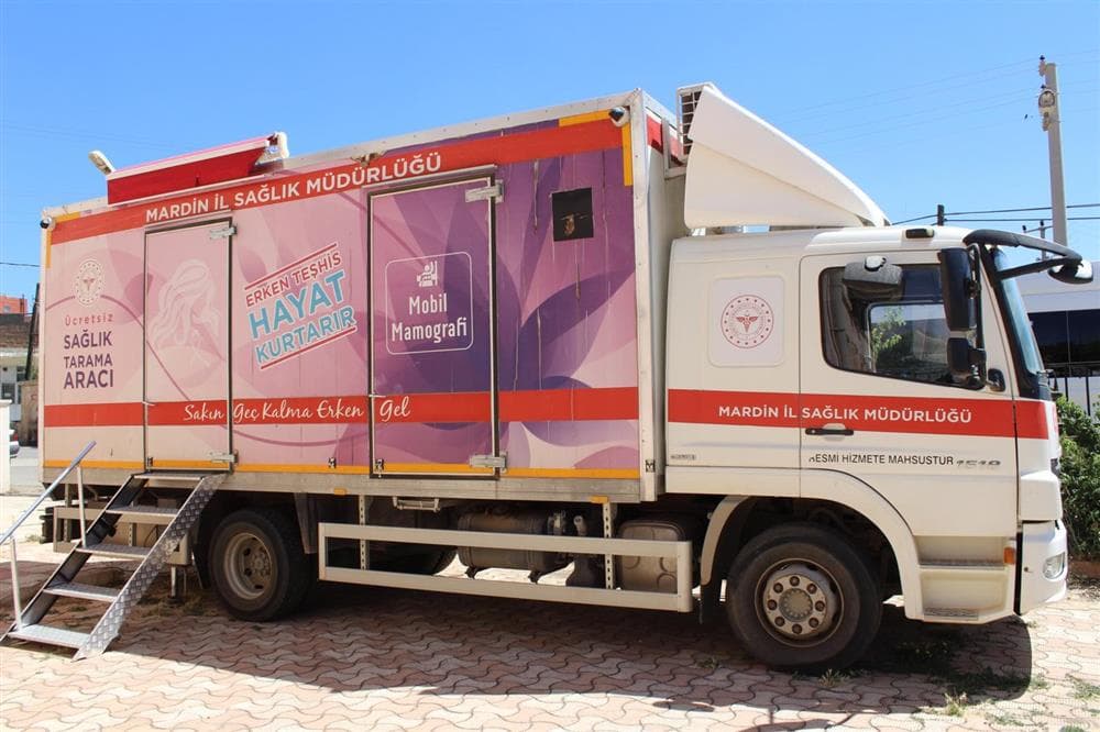 لە گوندەکانی مێردین بێ بەرامبەر پشکنینی شێرپەنجە بۆ ژنان دەکرێت