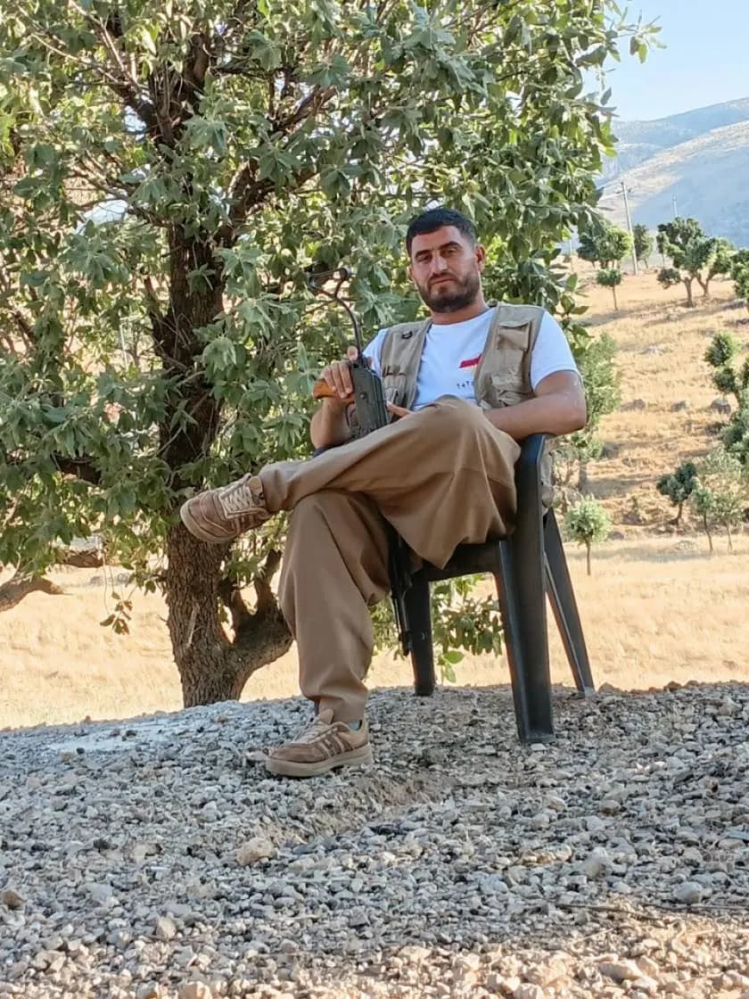 Komele: Pêşmergeyekî me yê birîndar şehîd ket