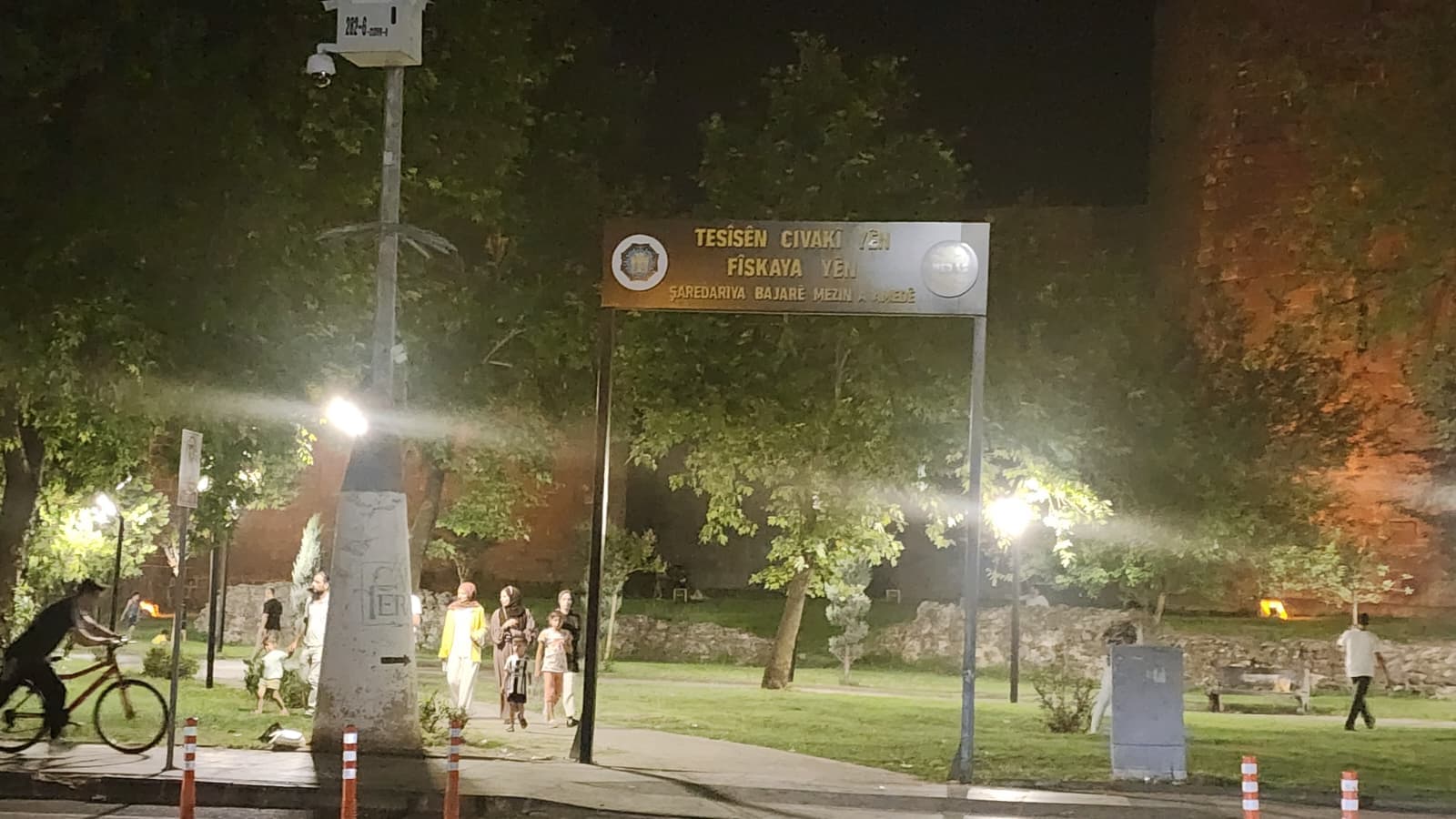 Diyarbakır'da belediye tesisine silahlı saldırı: 2 yaralı var