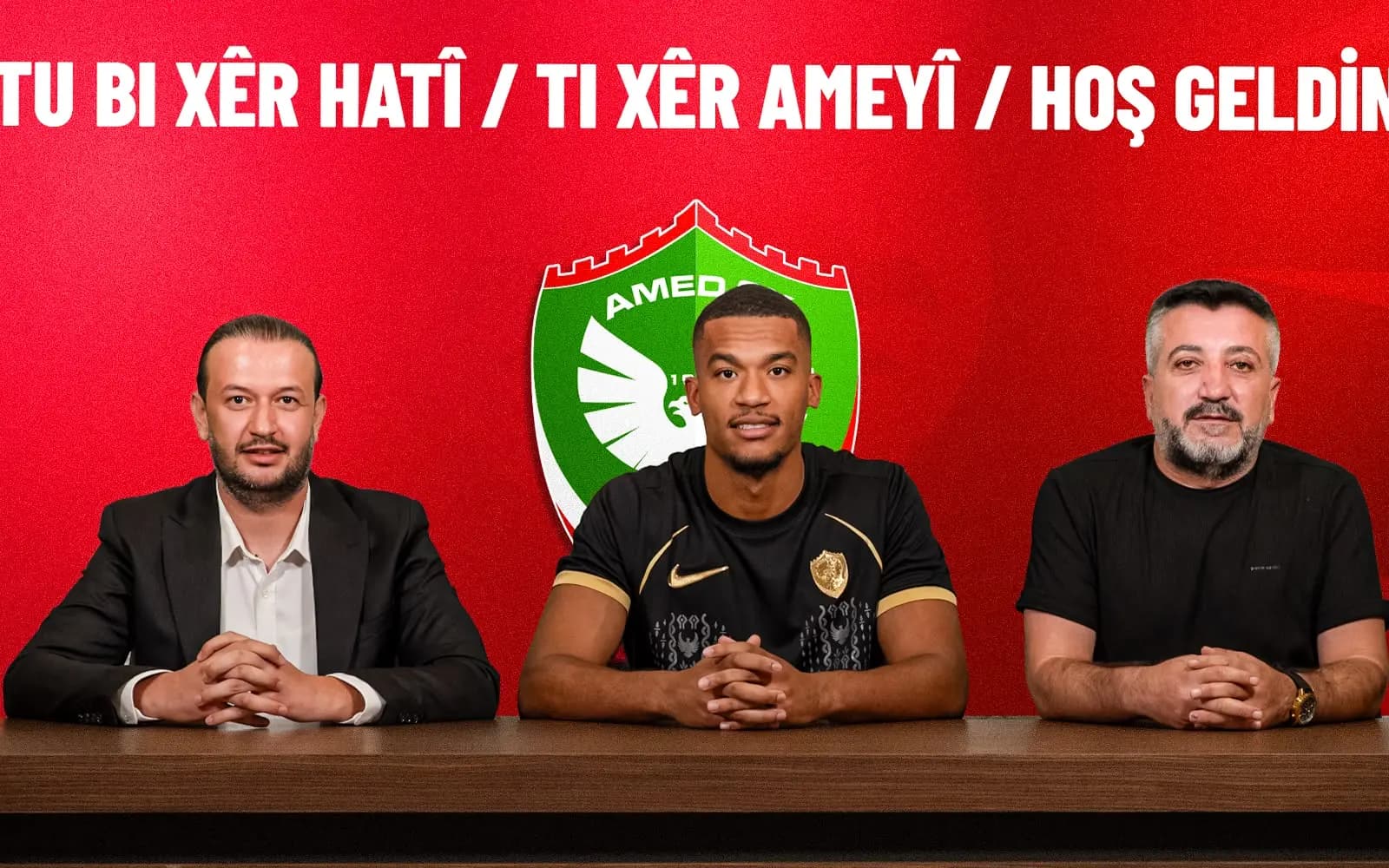 Amedspor û Alban Lafont li hev kir / Wêne: Amedspor