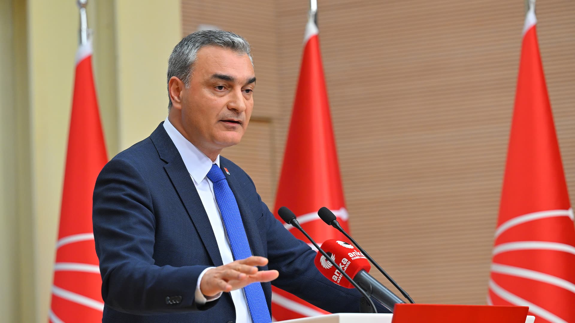 Berdevkê CHPyê: Îlankirina partiya nû ne exlaqî ye