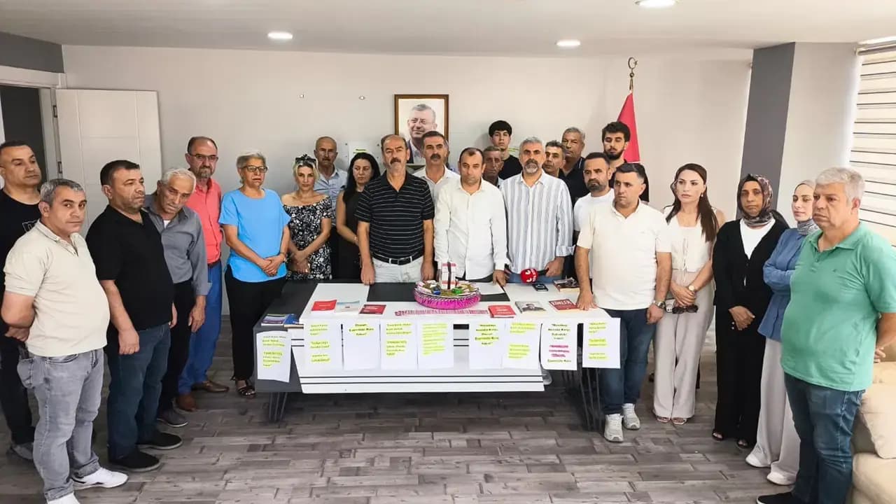 Li Amedê 685 kesan ji CHPyê îstifa kir