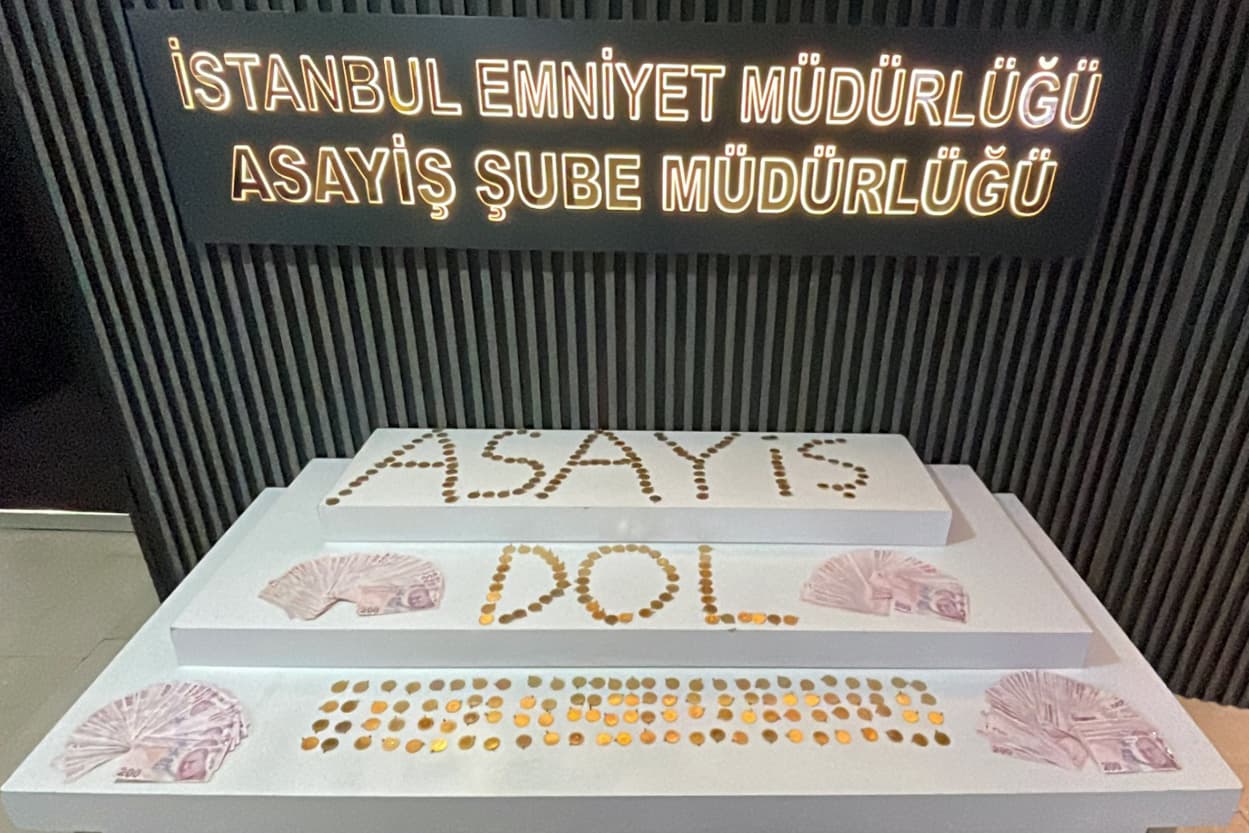 Elektrik kesintisini fırsat bilip, çalıştığı döviz bürosundan 300 tam altın çaldı