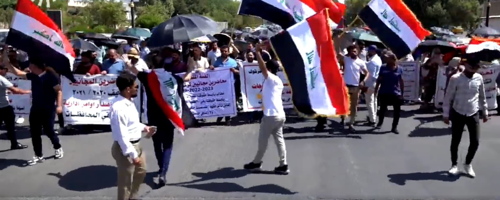 Kerkük'te gönüllü öğretmenlerden atama talebiyle protesto