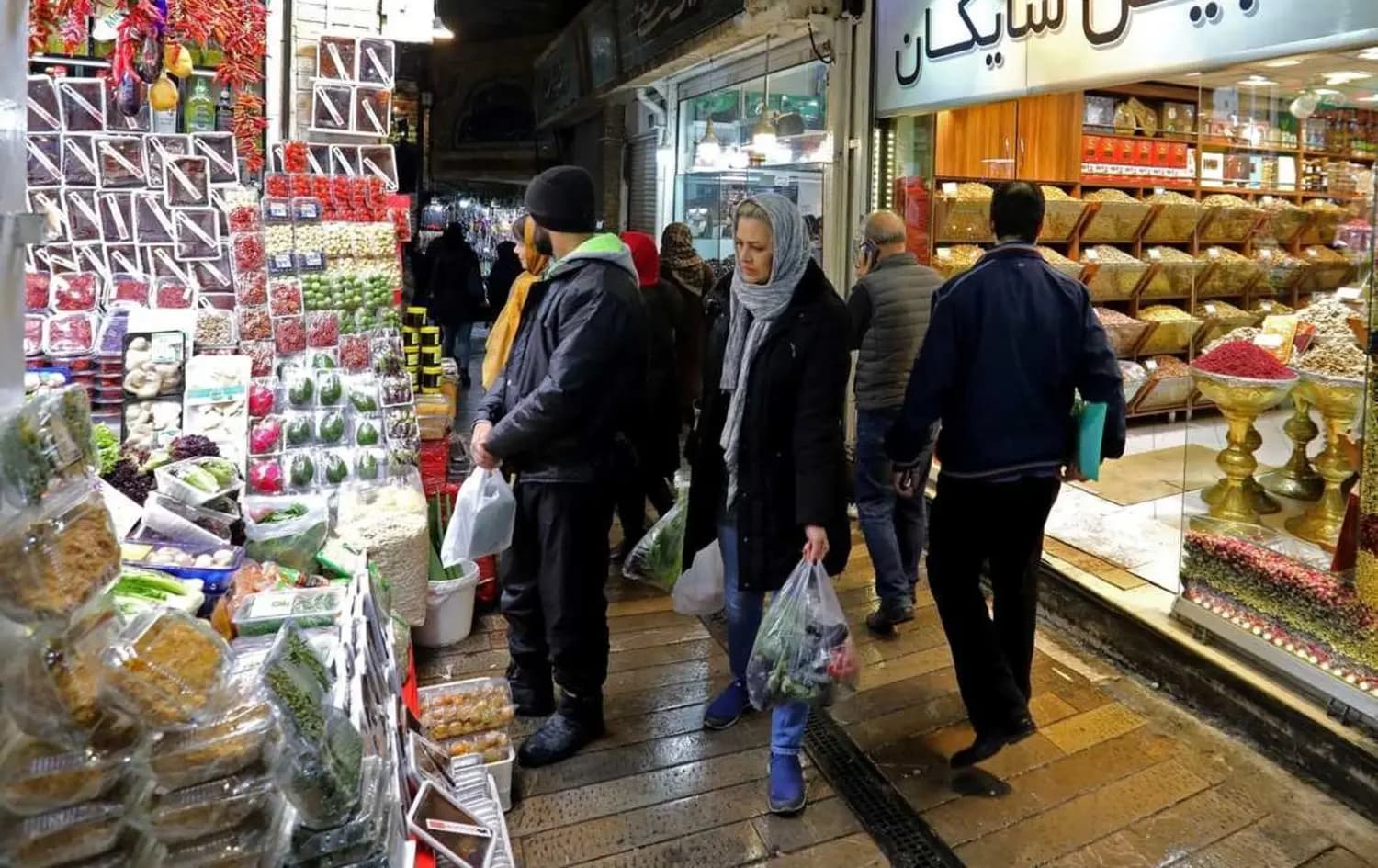 Li Îran û Rojhilatê Kurdistanê rêjeya bêkariyê bilind bû