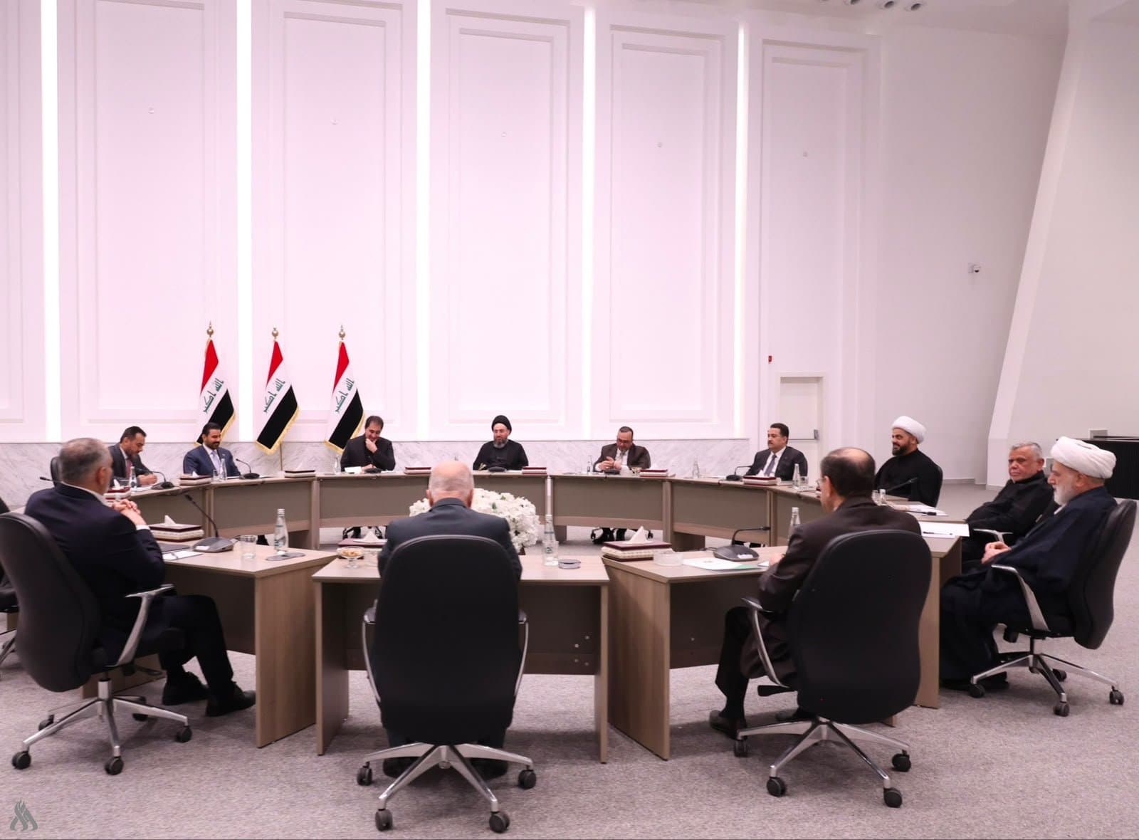 چوارچێوەی هاوئاهەنگی کۆبوونەوەیەکی نائاسایی لەبارەی هێرشەکانی ئەمریکا و سعودیە دەکات