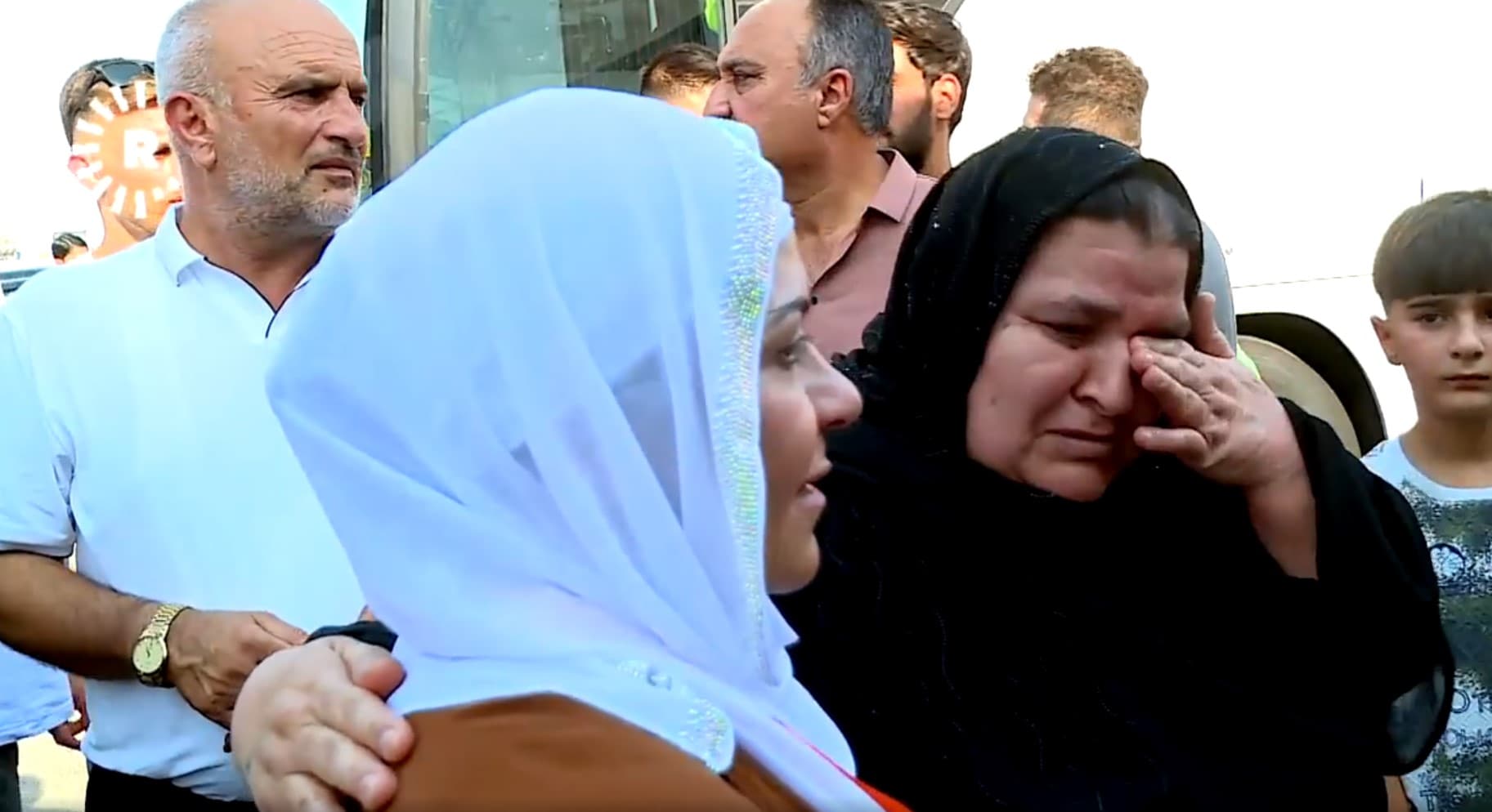 Duhok'ta 40 işitme engelli umreye uğurlandı: Helallik işaret diliyle alındı