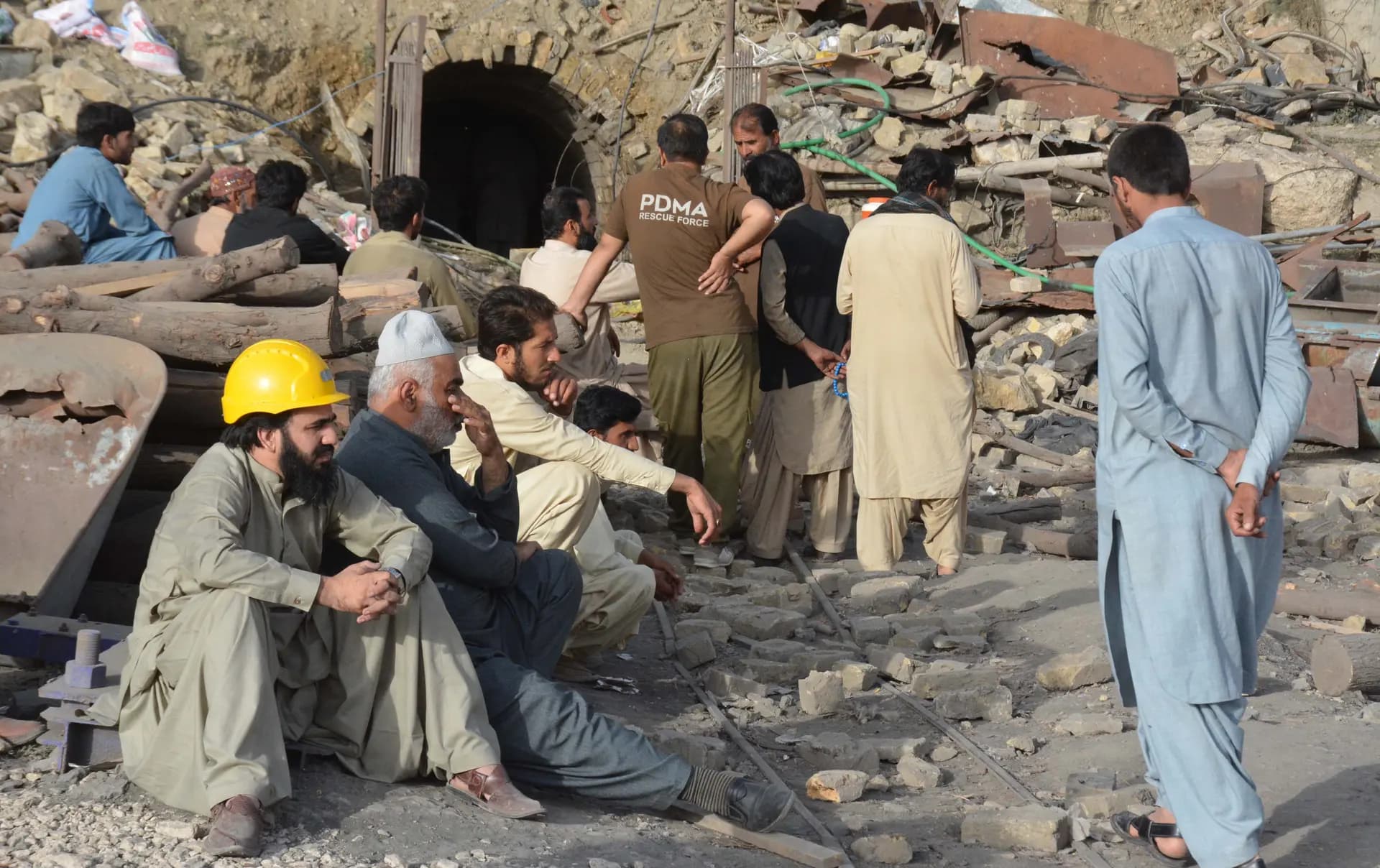 Pakistan'da kömür madeninde patlama: 32 madenci hayatını kaybetti