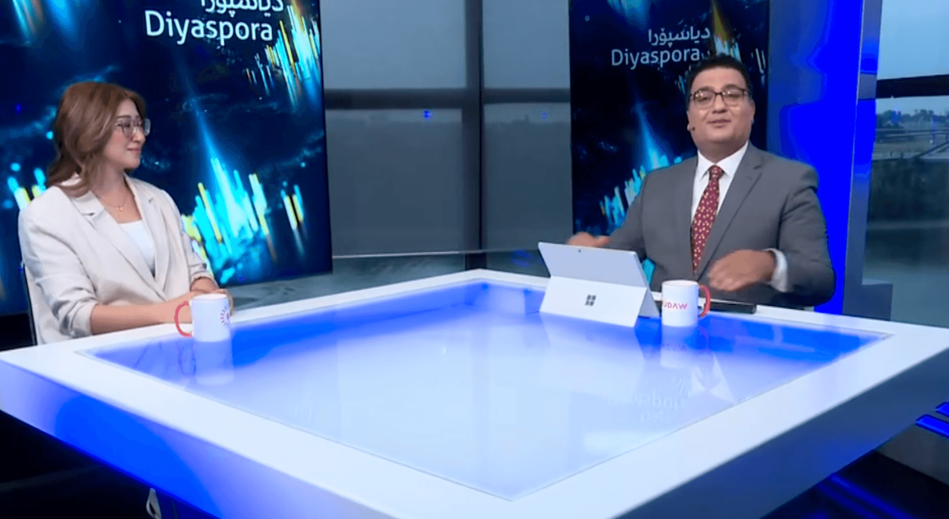 Dilar Xelef'ten göç yolculuğunu anlatan Almanca kitap: Acıdan Güce