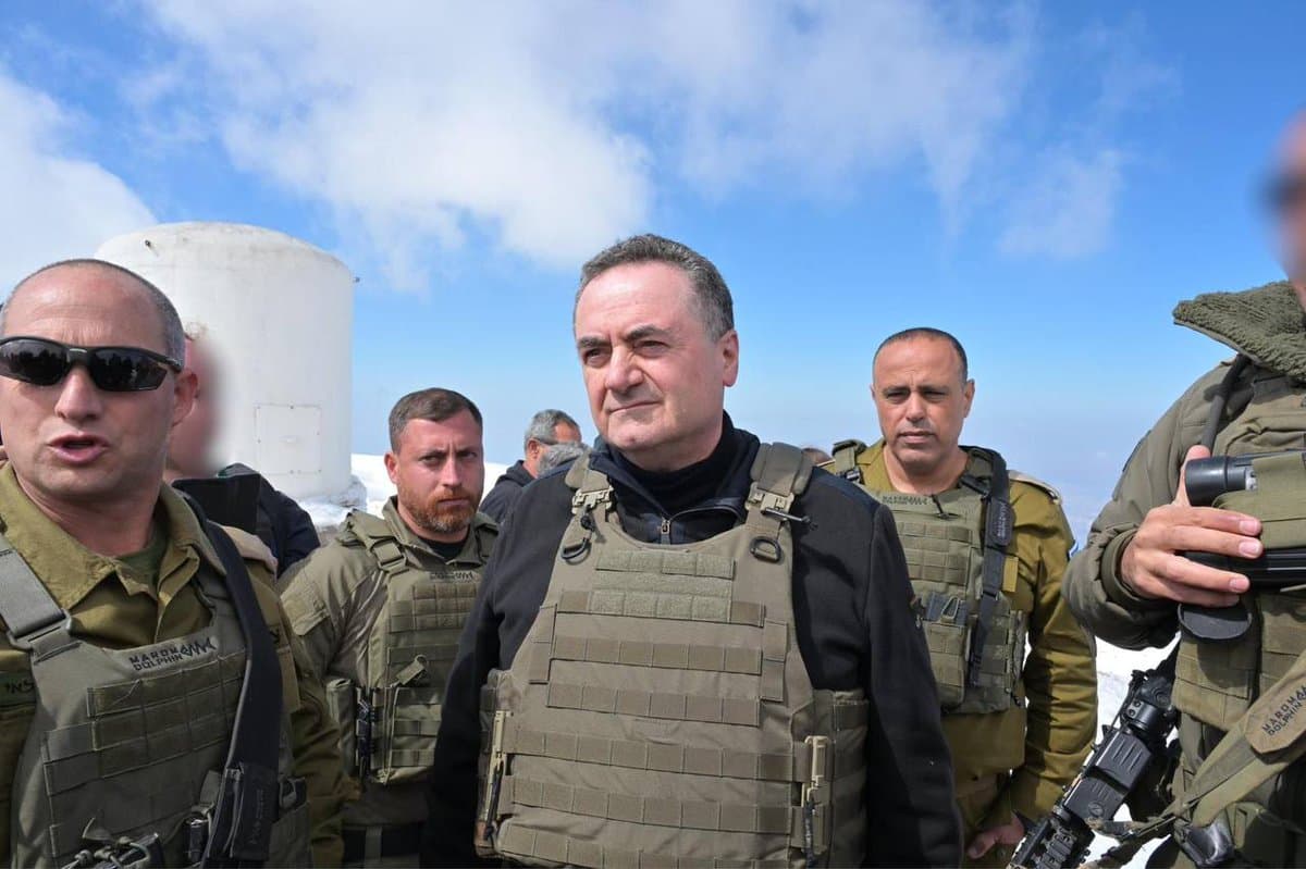 İsrail Savunma Bakanı Katz'dan İran'a tehdit: Saldırırlarsa yıkıcı bir darbe alacaklarını çok iyi biliyorlar