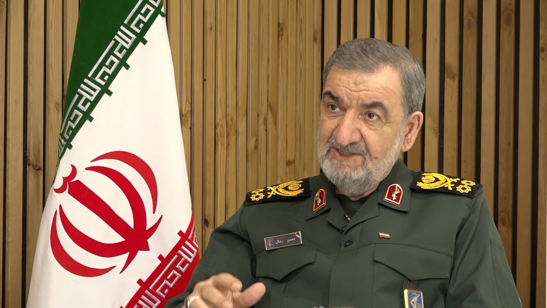 موحسین رەزایی: هێرشی زەوینیی ئەمریکامان پووچەڵکردەوە و بنکەکانیان لە کوێت تێکشکێندران و لە هەولێریش چۆڵکران