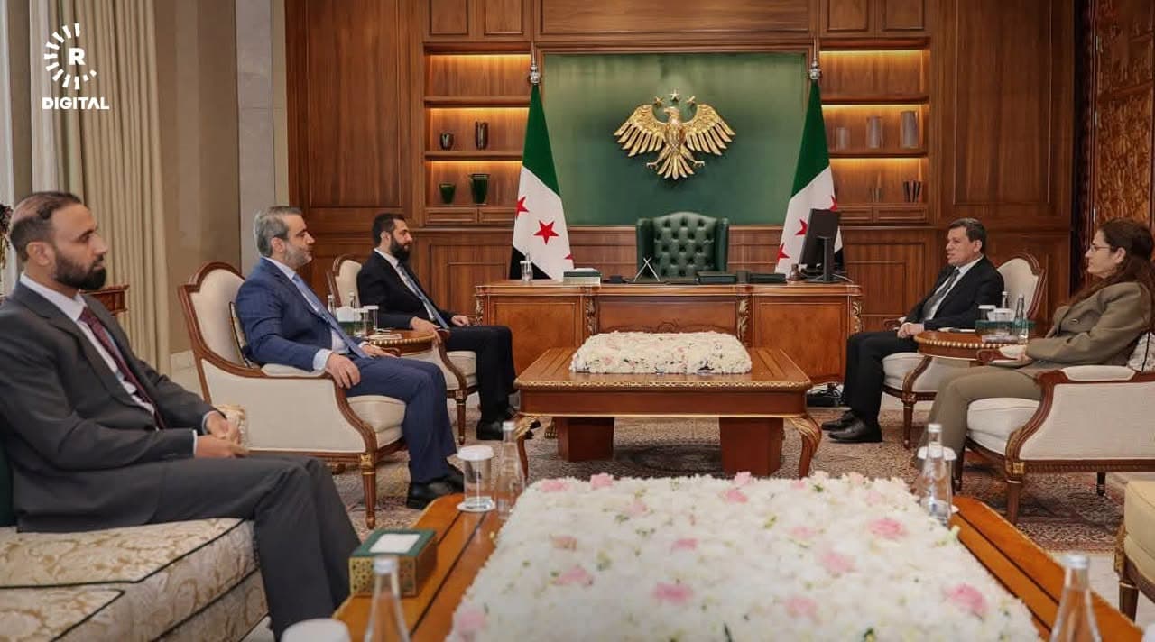 وێنەی کۆبوونەوەکە؛ میدیای فەرمیی سووریا بڵاویکردووەتەوە