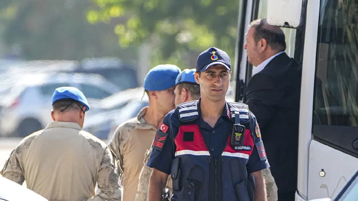 Menderes Belediye Başkanı İlkay Çiçek tutuklandı