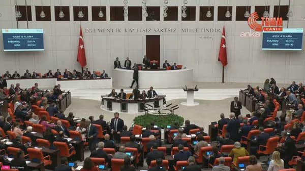 پەرلەمانی تورکیا پڕۆژەیاسای تایبەت بە "پڕۆسەی چارەسەری" پەسندکرد