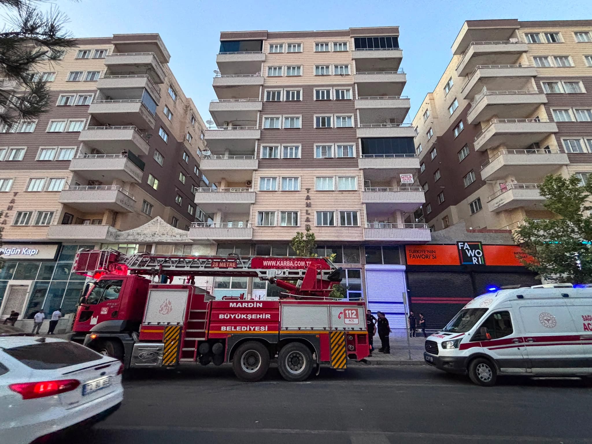 Mardin'de 5’inci kattan düşen kadın öldü