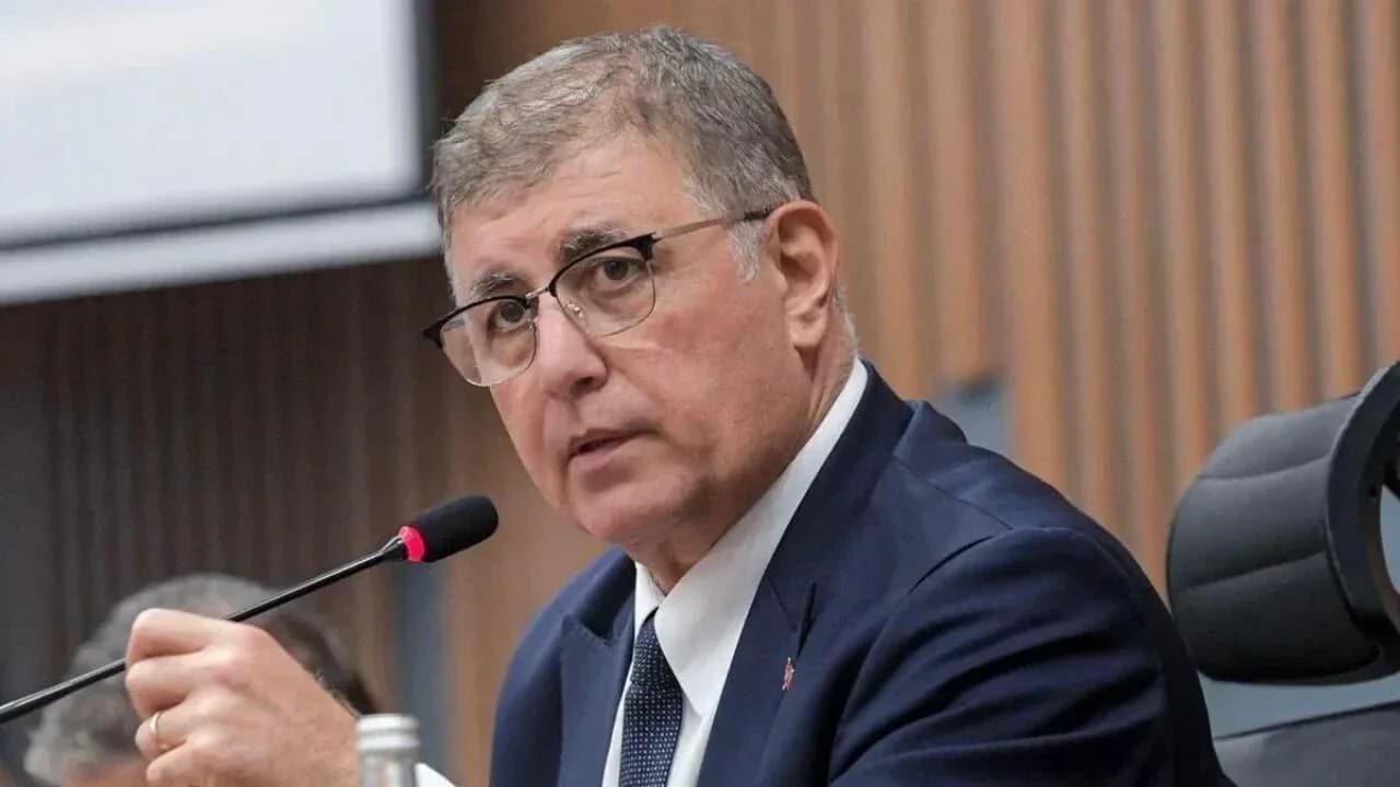 İzmir’de Cemil Tugay muamması: AK Parti’ye katılacak mı?