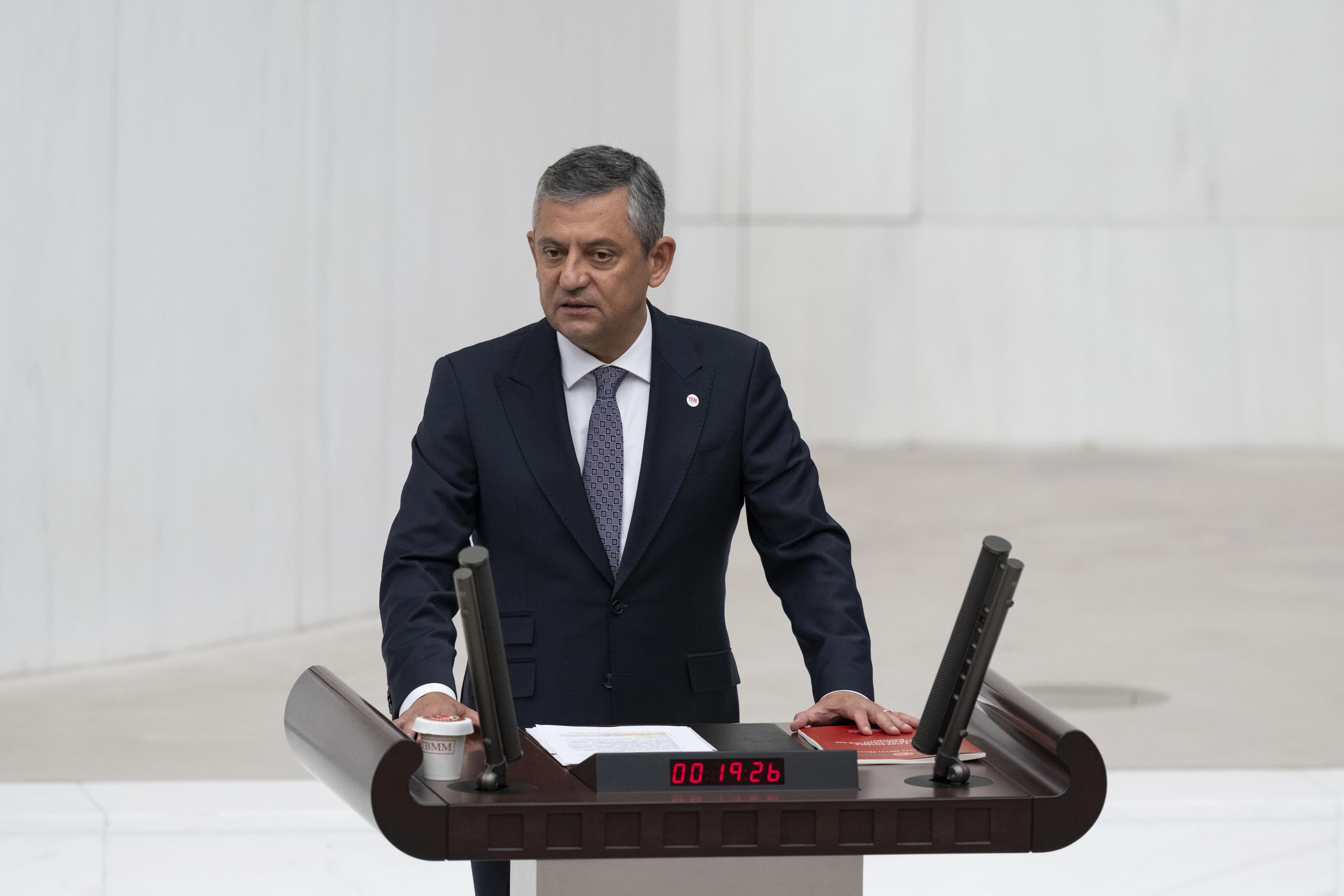 Ozel li ser yasaya çareseriyê axivî: Wijdana min rihet e