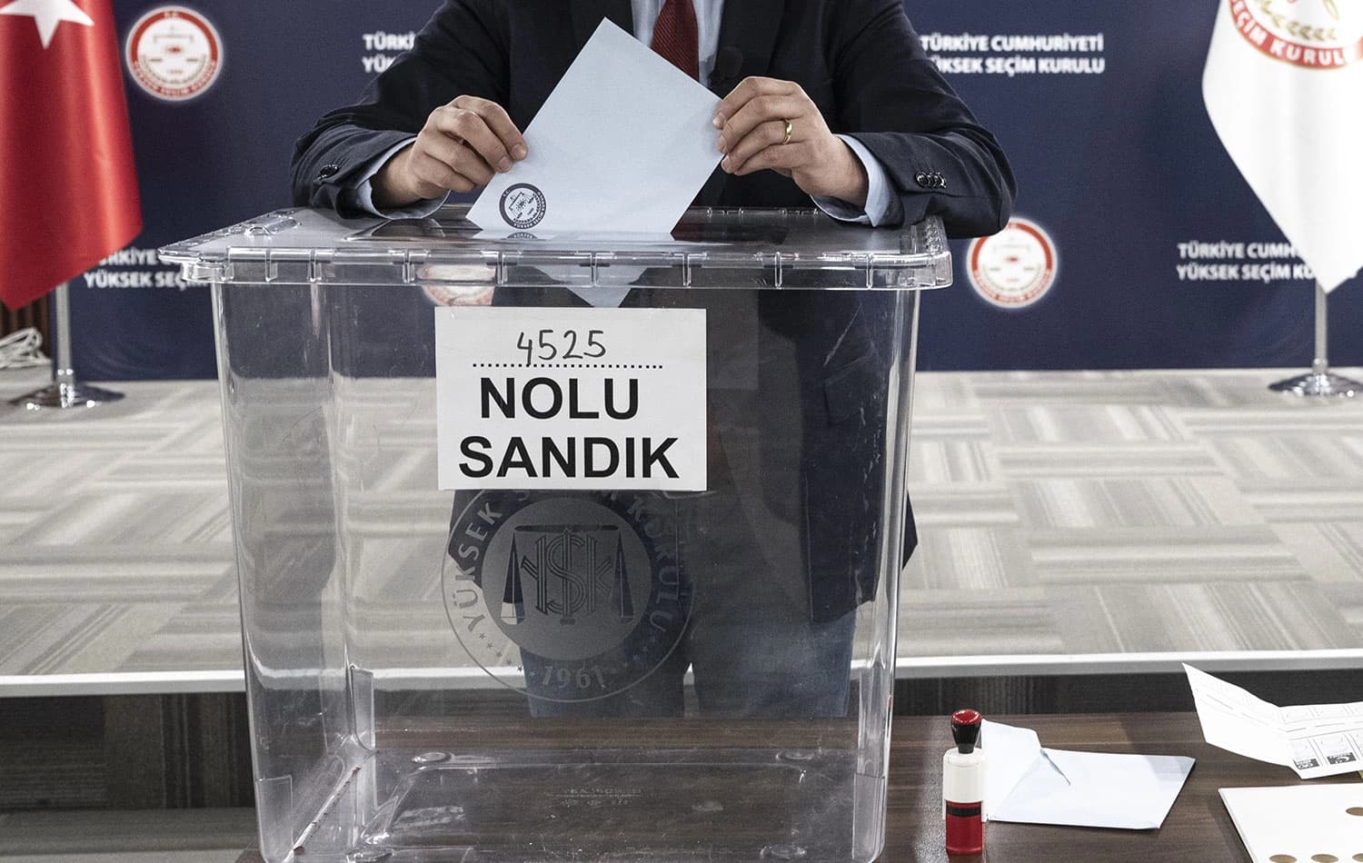 GENAR anketi: AK Parti açık ara önde