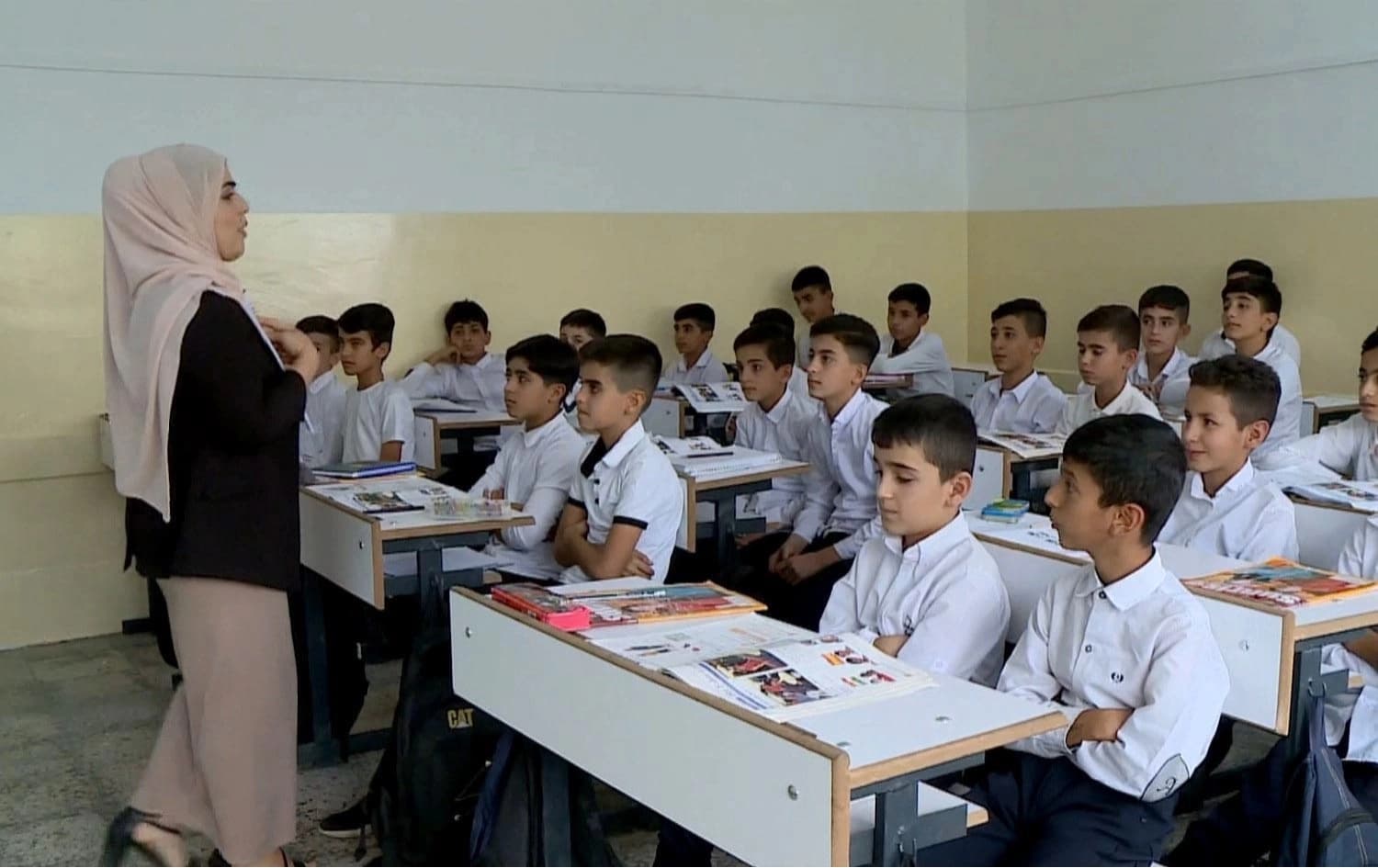 پەروەردەی کەرکووک: بۆ هەڵبژاردنی رەنگی جلی یەکپۆشیی قوتابخانەکان سەرپشک دەکرێن