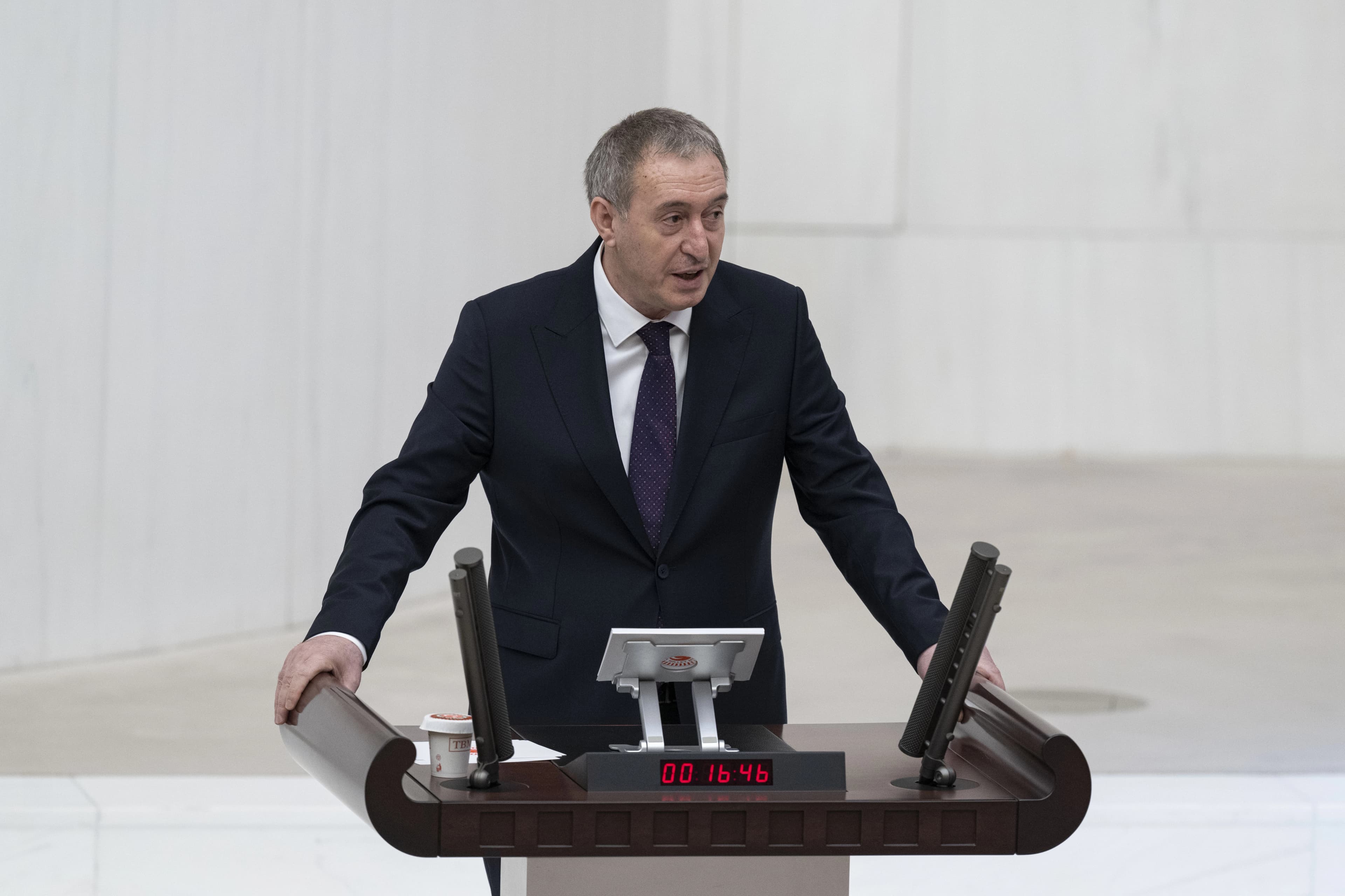 Bakırhan Aydın'da konuştu: Çerçeve yasa bir son değil, ilk adımdır