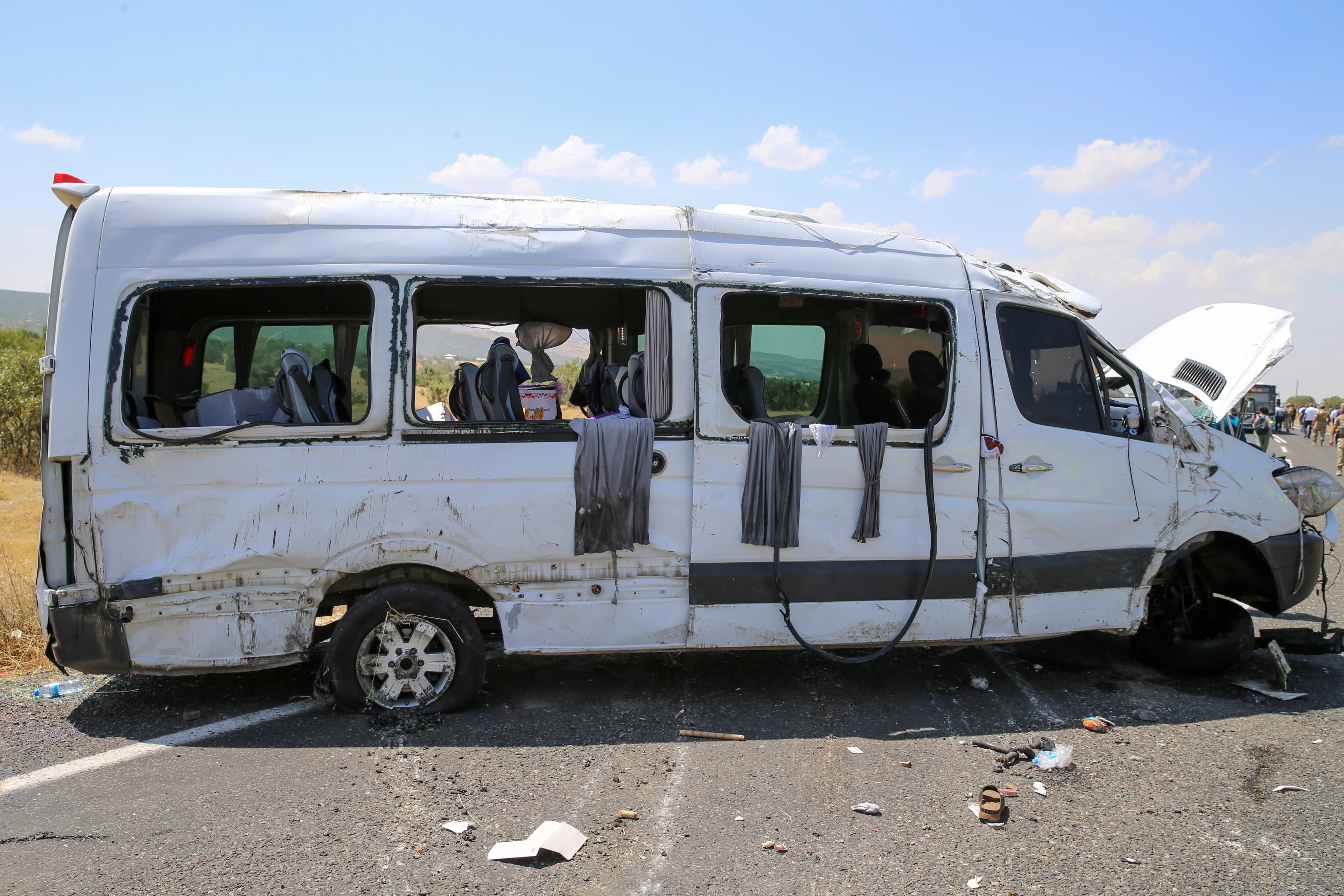 Diyarbakır'da devrilen minibüsteki ölü sayısı 7’ye çıktı