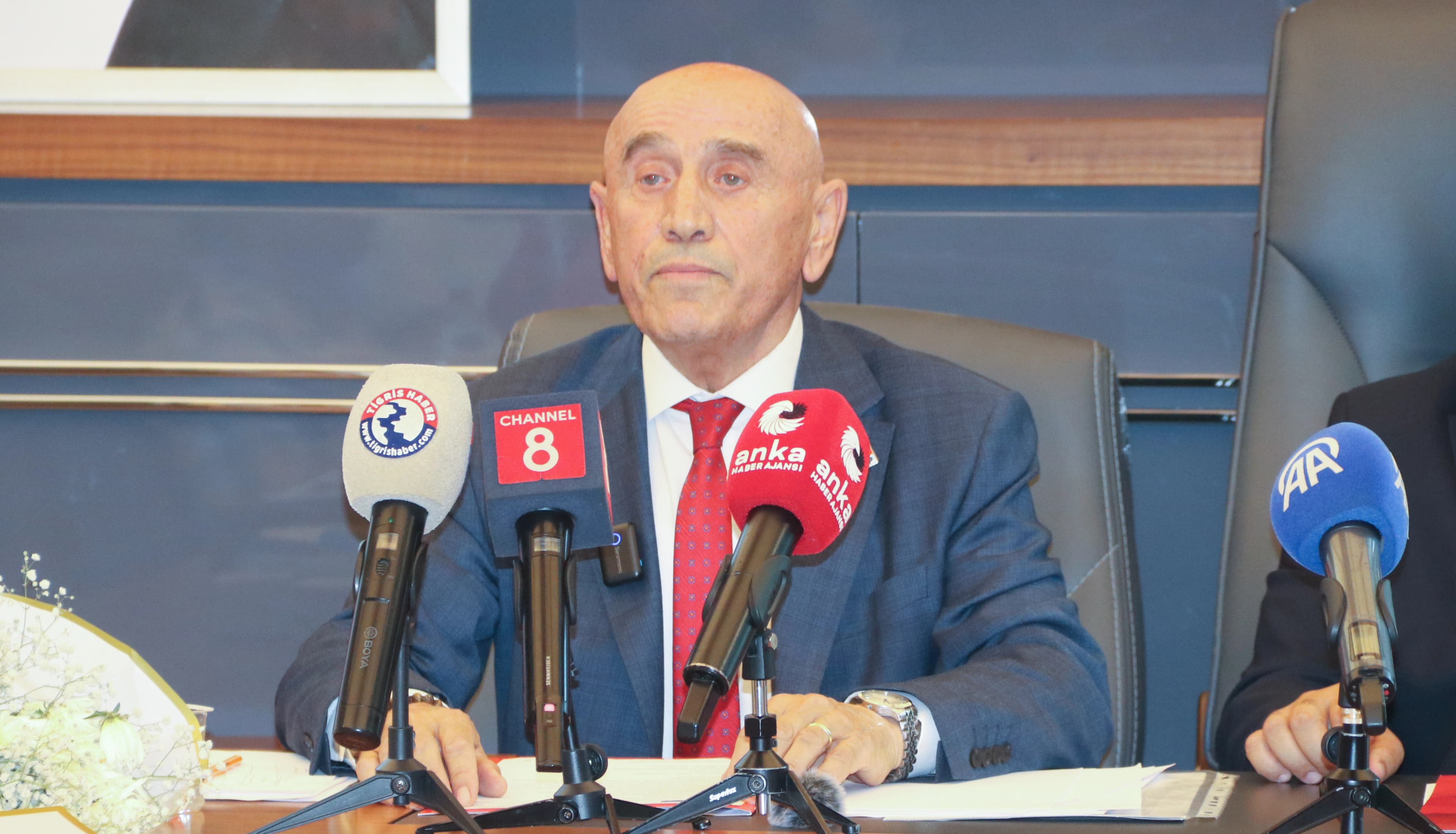 CHP’nin başkan yardımcısı Diyarbakır’da: Bu süreci başarıya ulaştırmak zorundayız