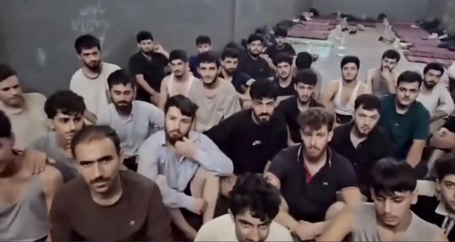 باڵیۆزخانەی عێراق لە لیبیا: 36 کۆچبەری دیکەی کورد لەو وڵاتە دۆزرانەوە و دەگەڕێندرێنەوە