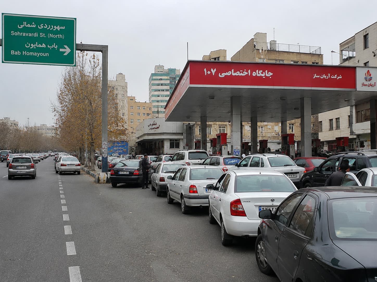 ئێران: خستنەڕووی رۆژانەی بەنزین گەیشتە 150 ملیۆن لیتر