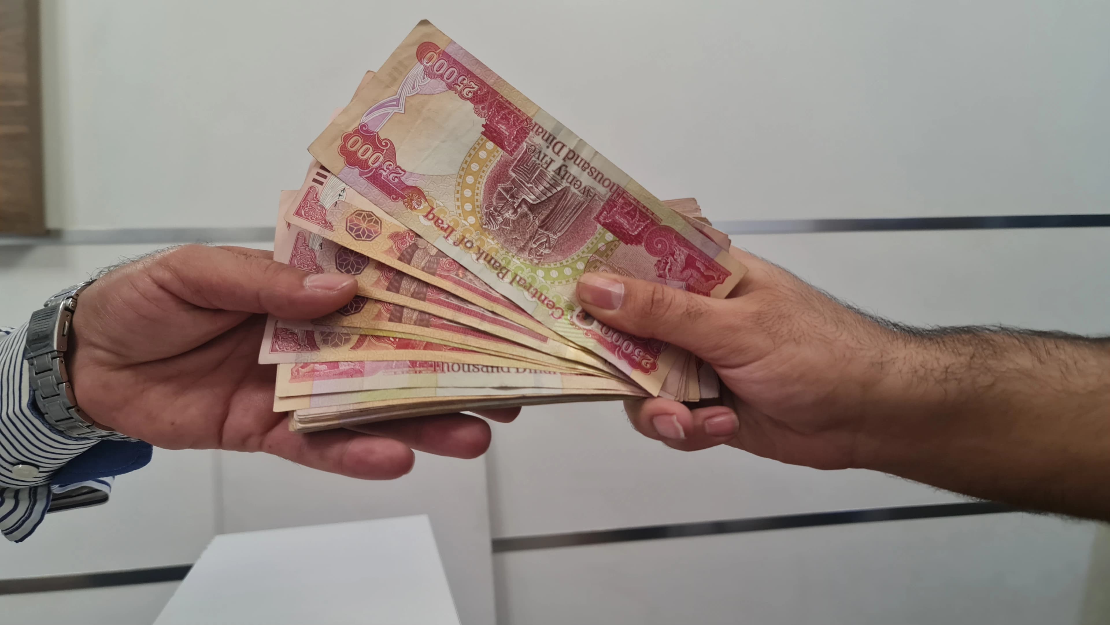 لە هەولێر و سلێمانی پارەی گەنم دابەش دەکرێت