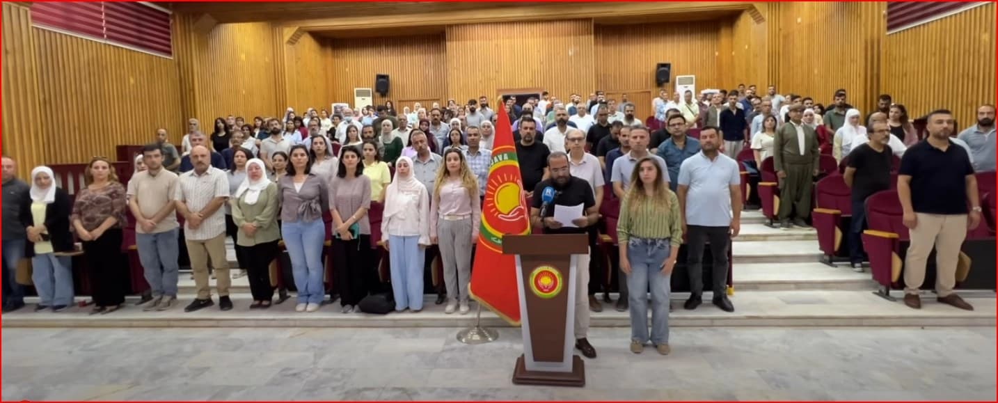 Zanîngeha Rojavayê: Kêmkirina dersên Kurdî gaveke ber bi paş ve ye
