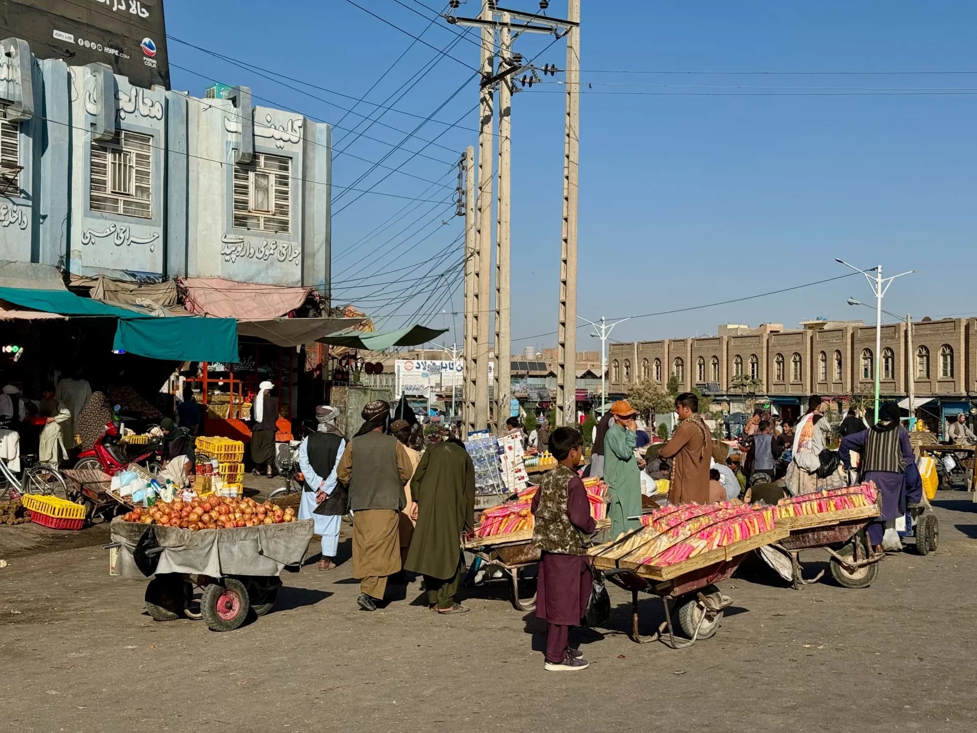 تاڵیبان بۆ کۆمپانیا ئەمریکییەکان: وەرن وەبەرهێنان بکەن