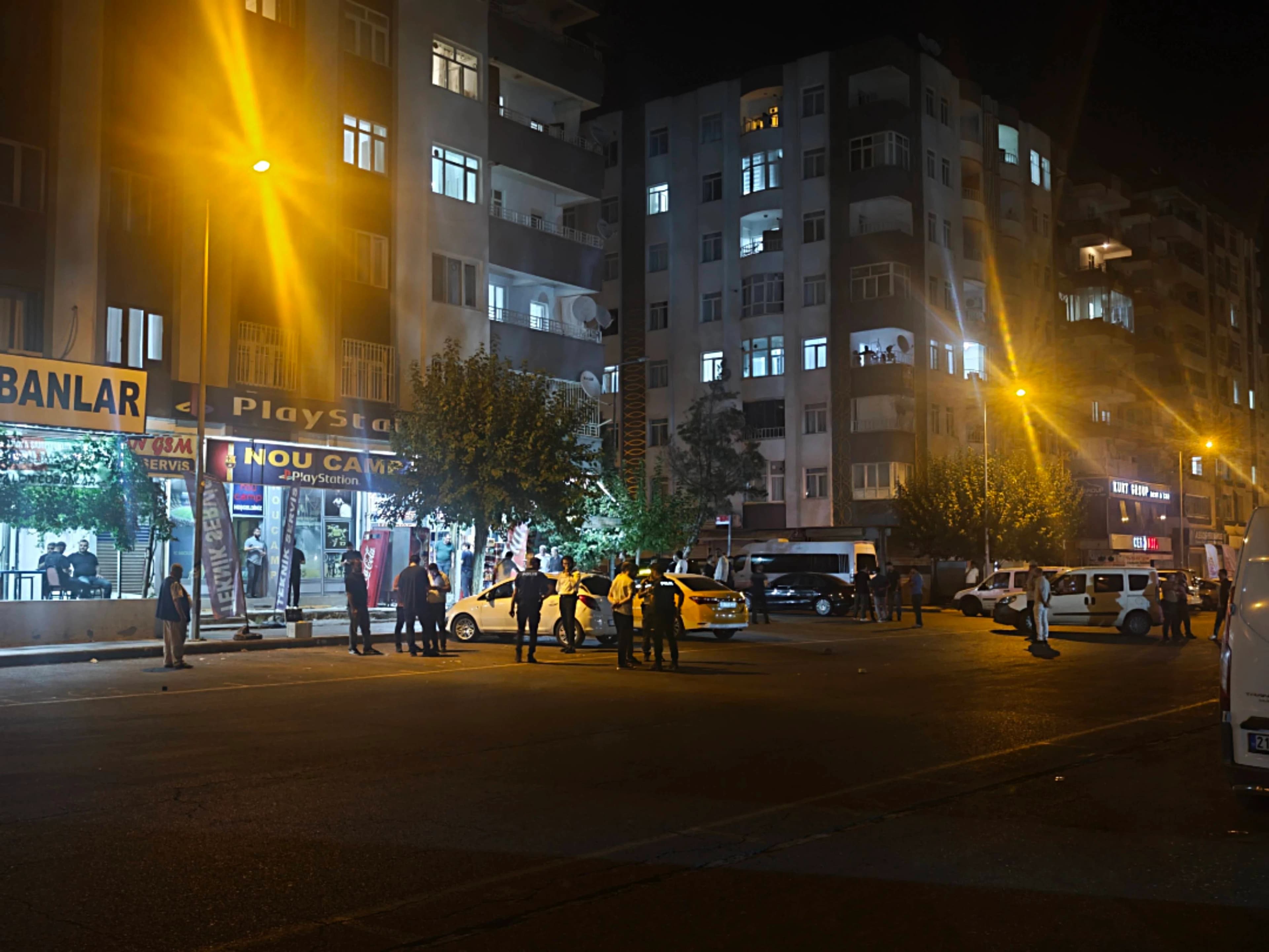 Diyarbakır’da oyun salonuna silahlı saldırı: 3 yaralı