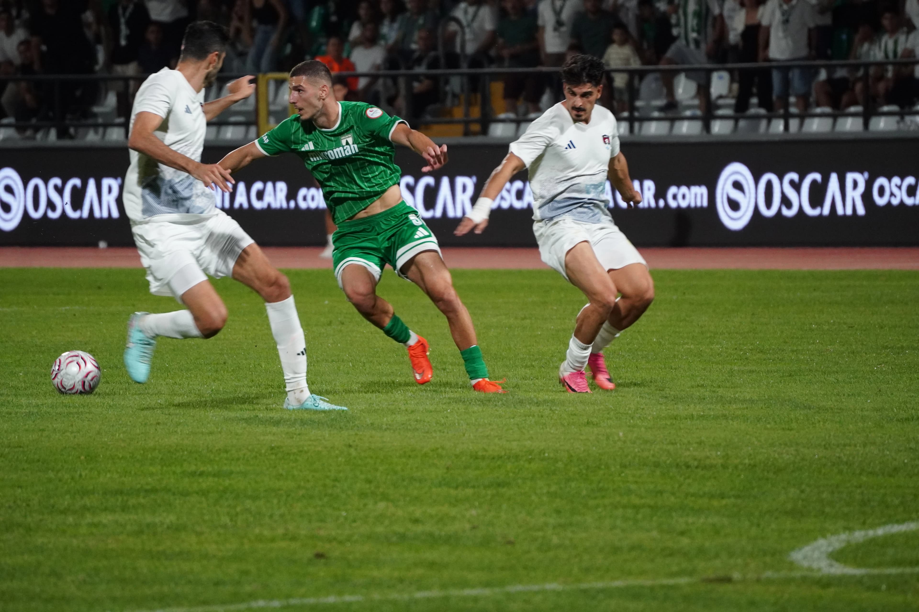 Muğla’da nefes kesen mücadele: Vanspor son dakikada yediği golle beraberliğe razı oldu