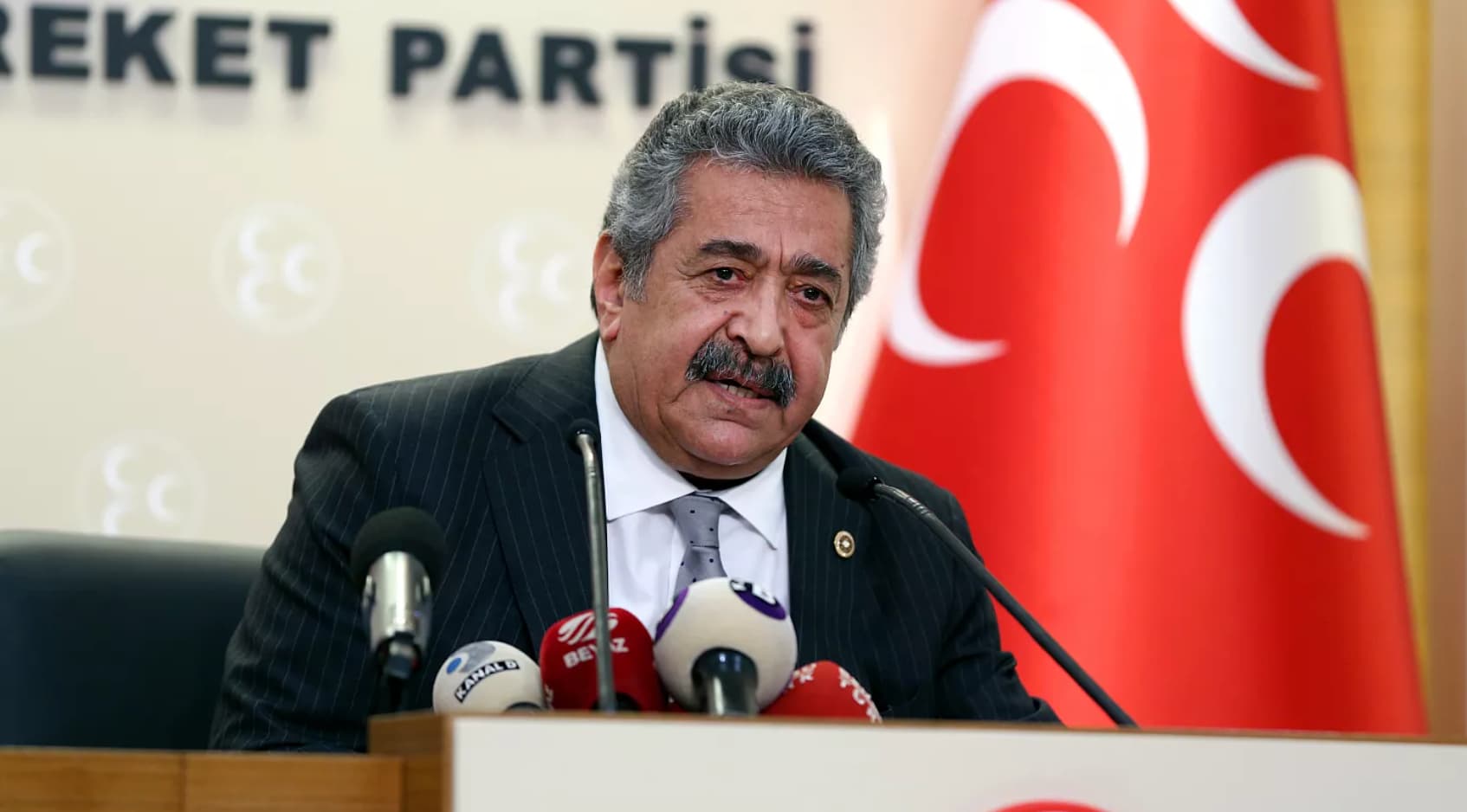 MHP'li Feti Yıldız'dan siyasi partilere eleştiri: 'Pazarlık partileri demokrasiyi yozlaştırıyor'