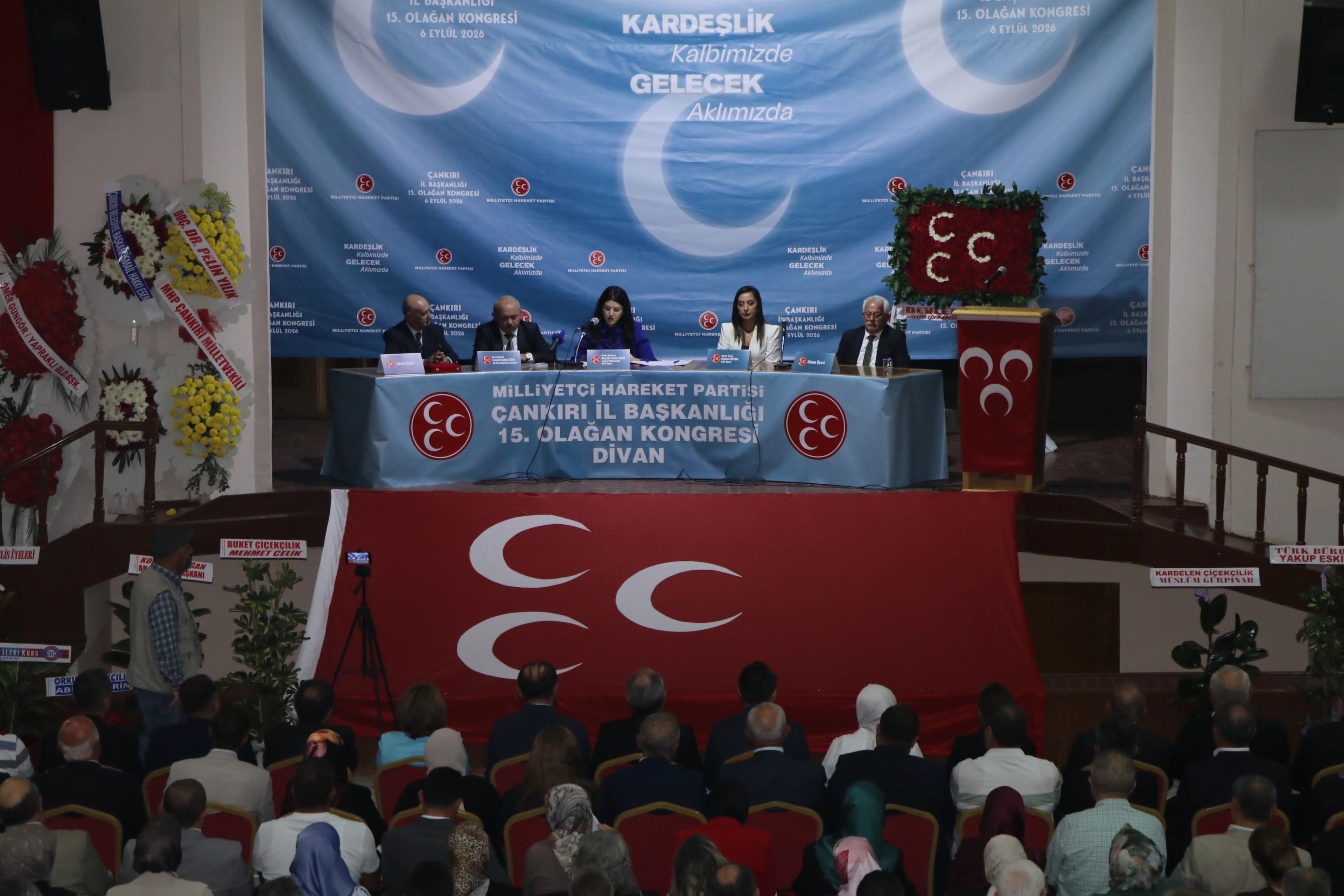 MHP di kongreyên xwe de balê dikişîne ser pêvajoya çareseriyê