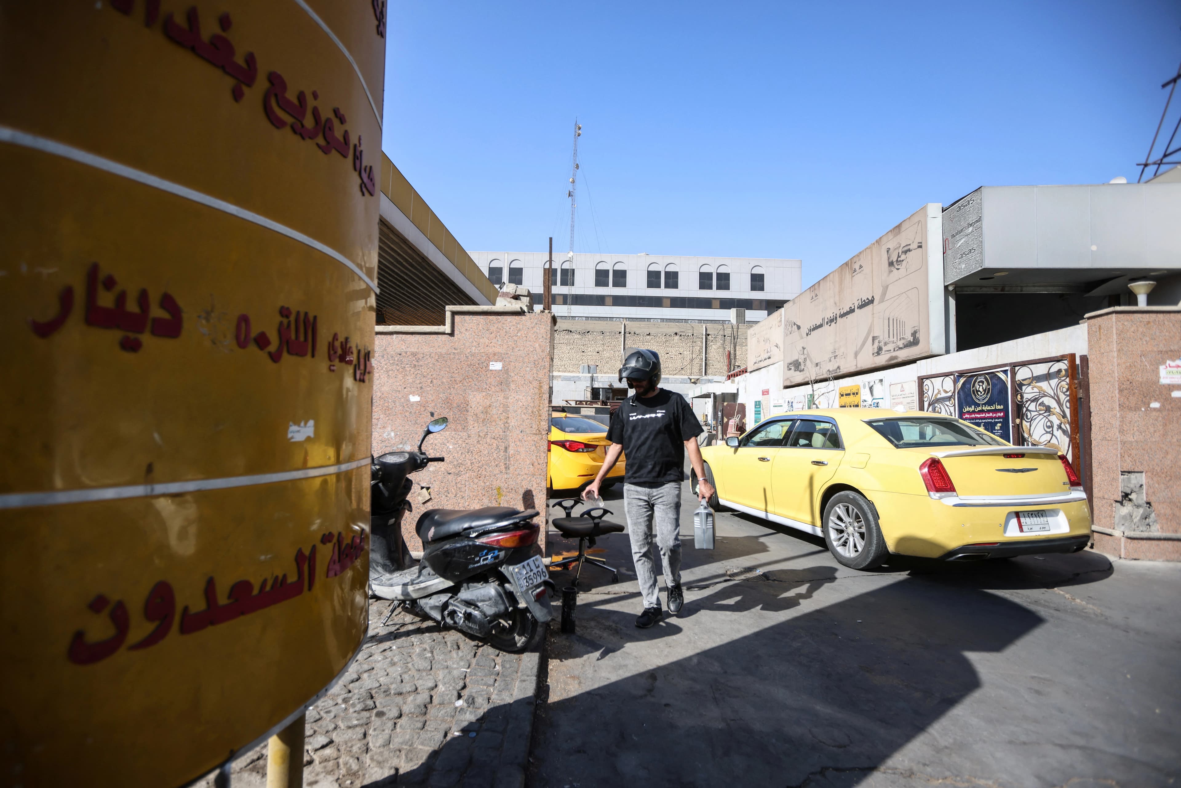 Iraq to import UAE fuel to ease severe gasoline shortages