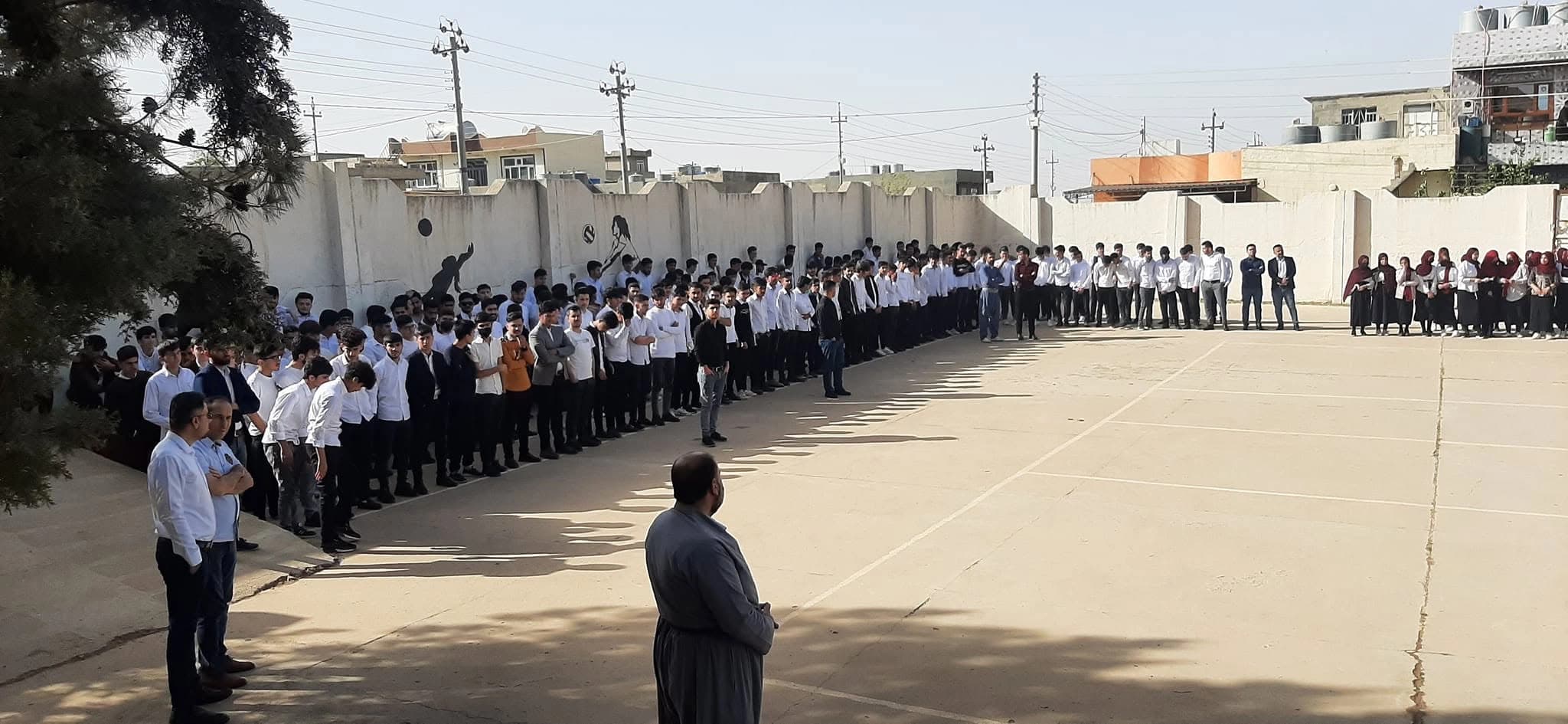 نارەزایەتیی کەسوکاری خوێندکاران بڕیاری گواستنەوەی خوێندنگەیەکی لە تەکیە راگرت