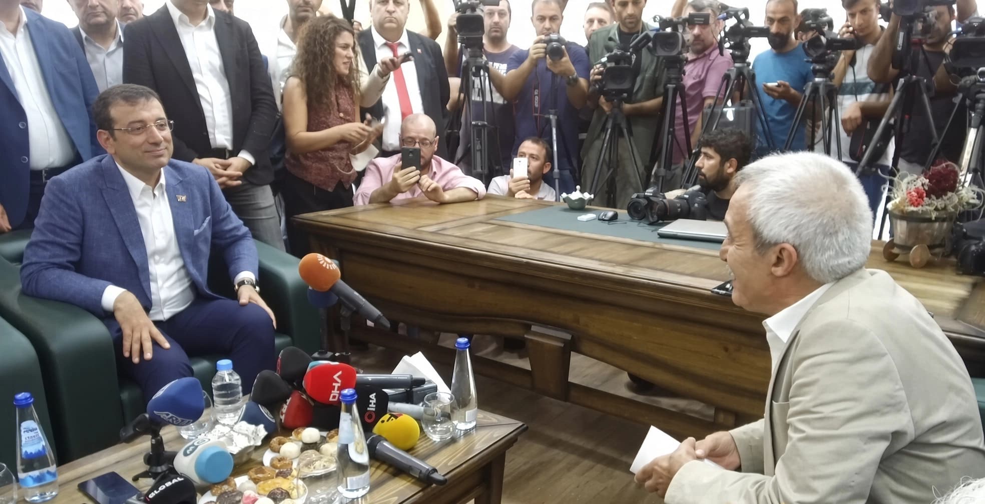 İmamoğlu’ndan Mızraklı paylaşımı: 8 yıl önce ziyaret etmiştim, hapse atıldı