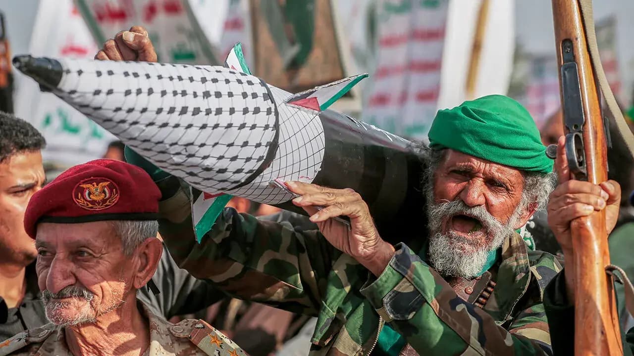 Hûsiyan êrişî baregeheke Erebistana Siûdî kir