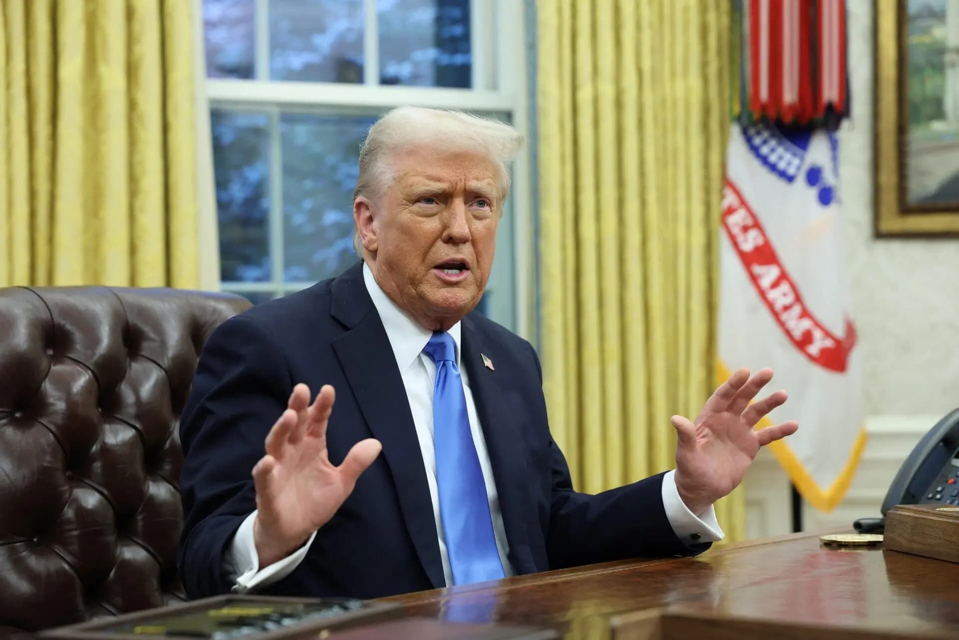 Trump'tan Tahran'a anlaşma resti: İran çaresizce masaya oturmak istiyor