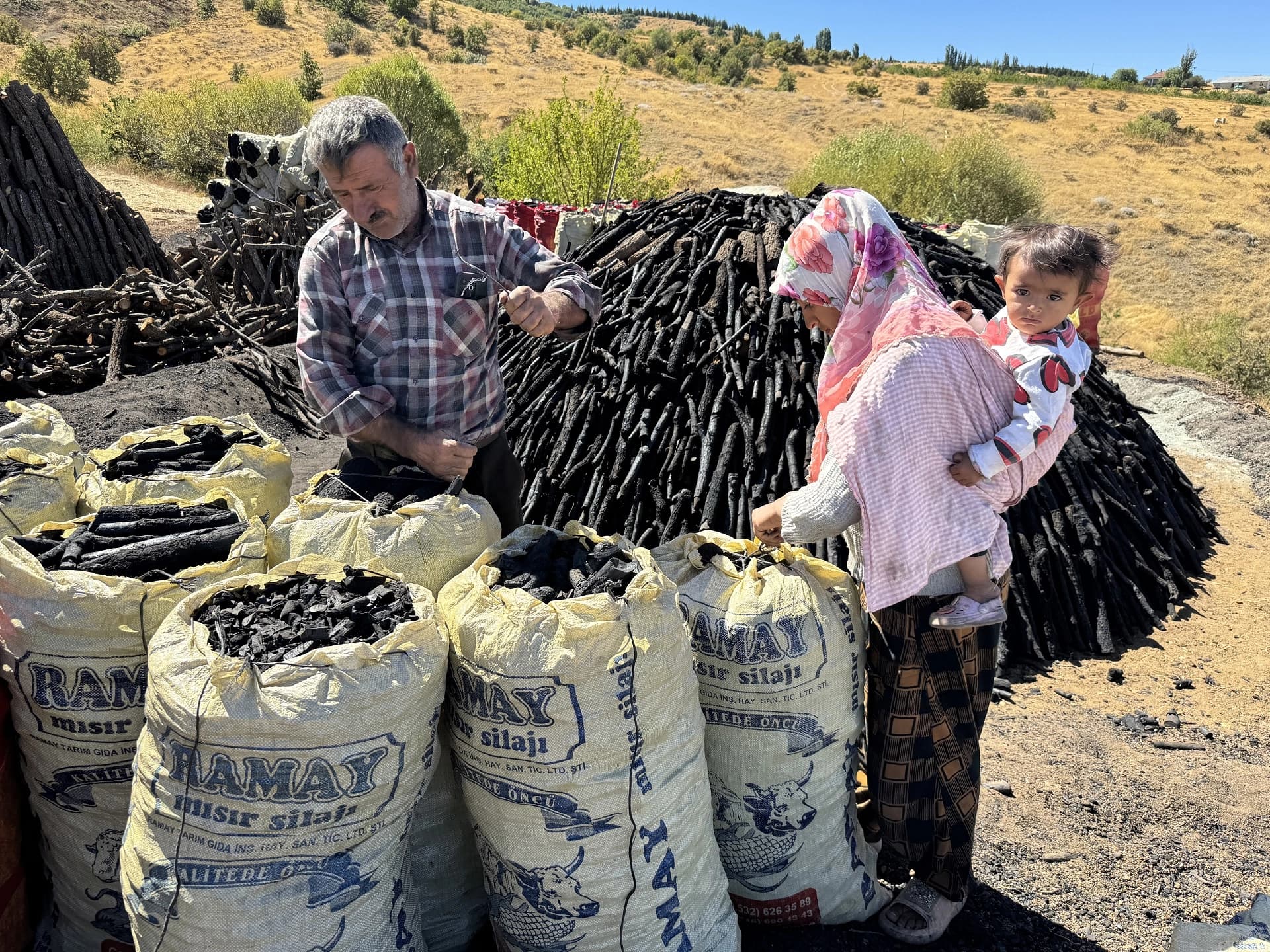 Malbatên Kurd li çiyayên Xarpêtê darberûyan dikin rejî
