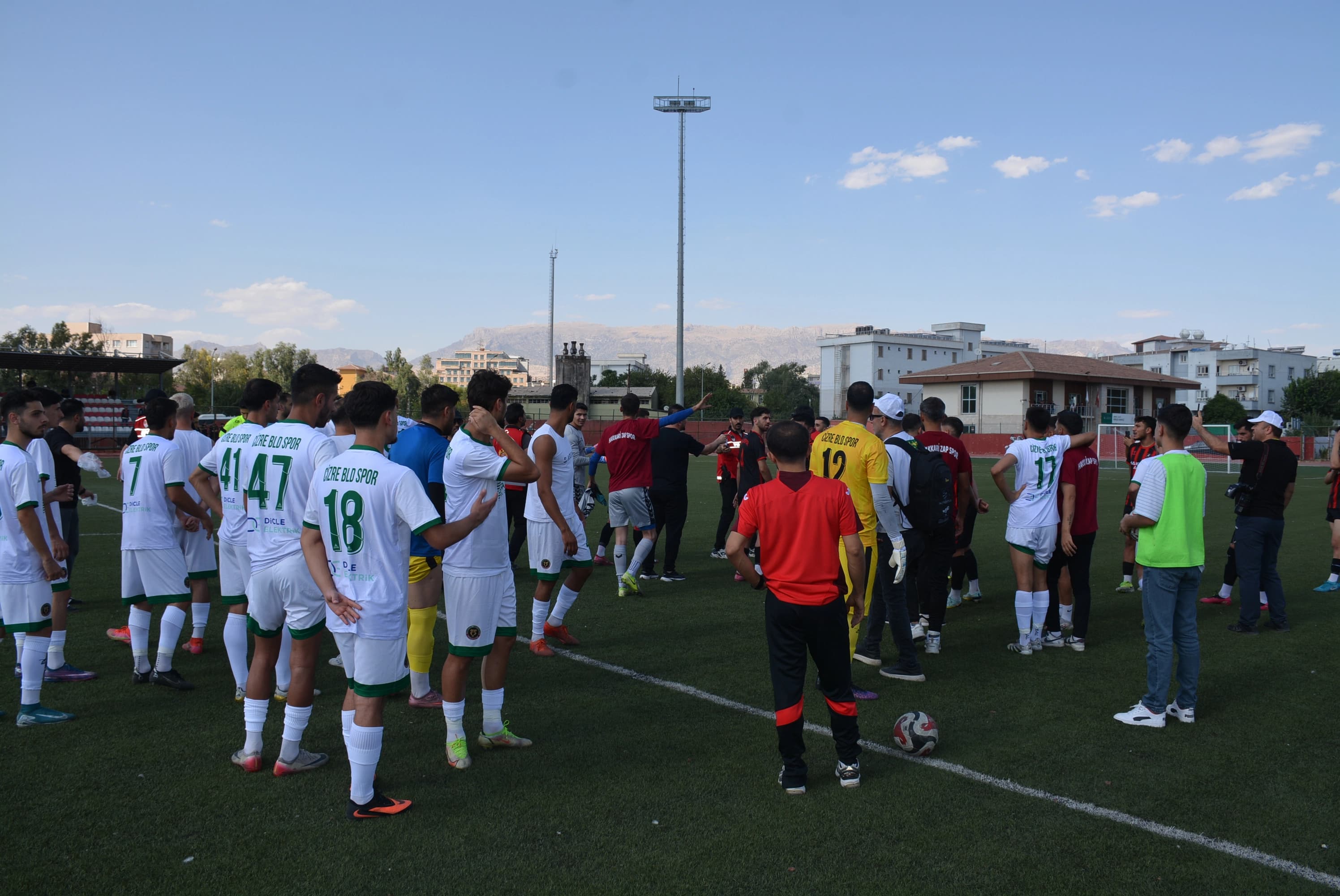 Maça Cizre Belediyespor û Hakkari Zapsporê nehat lîstin