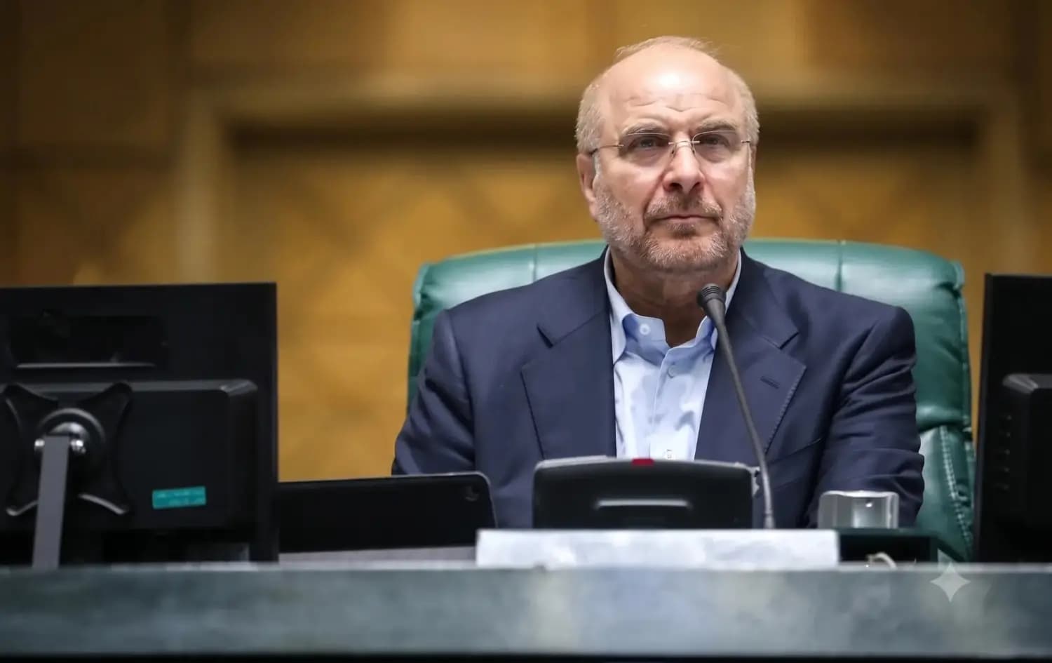 Qalîbaf: Me bi rêya navbeynkaran mercên xwe ji Amerîkayê re şandin