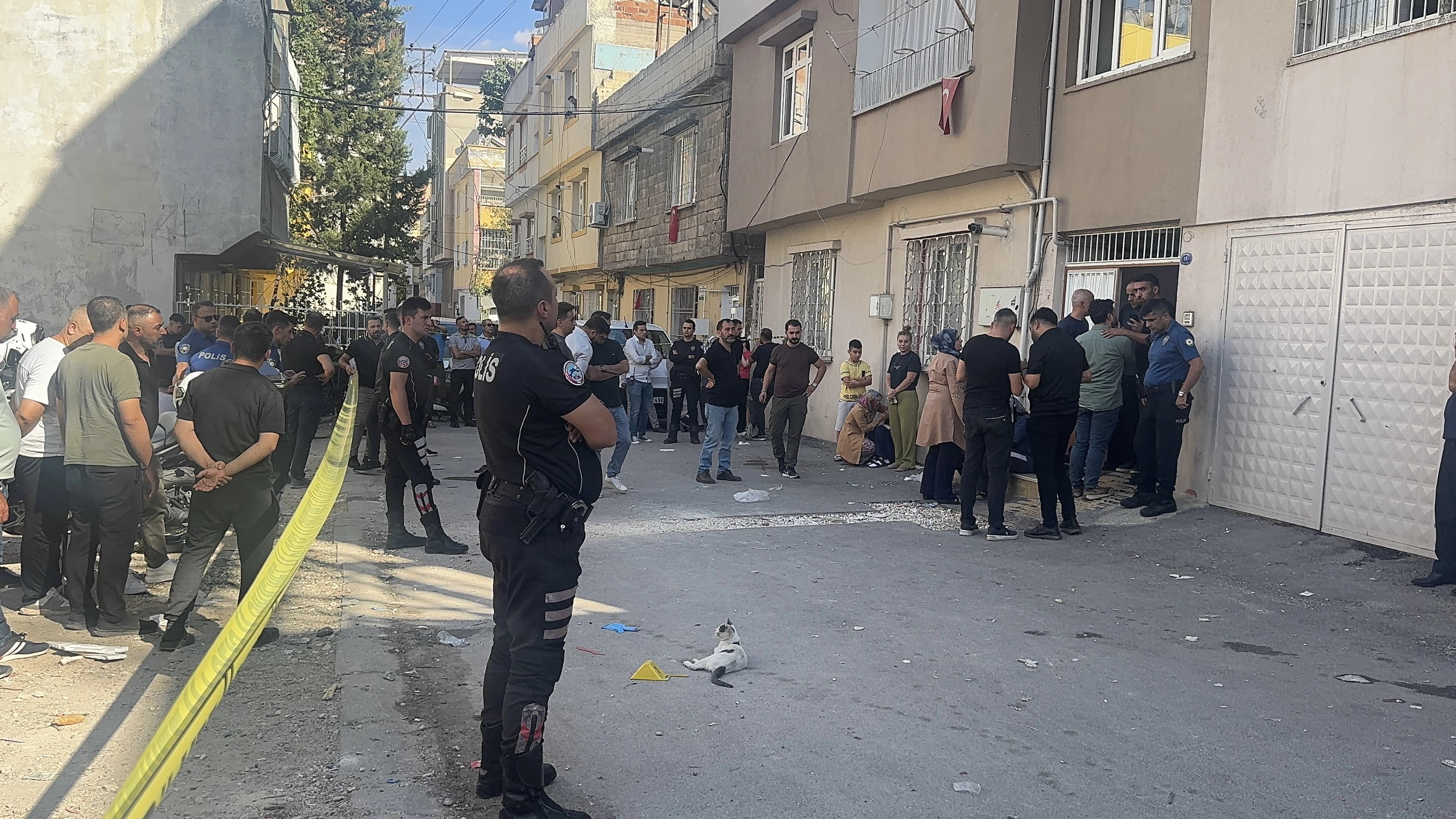 DÎLOK: Zilamekî hevjîna xwe kuşt û 4 kes jî birîndar kirin