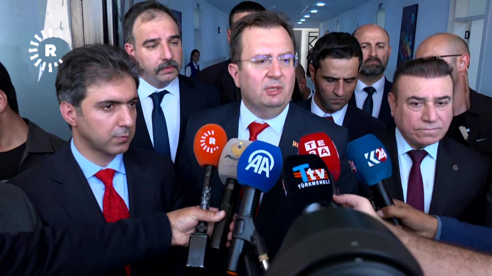 Türkiye’nin Erbil Konsolosu Topçu Kifri’deki 2 okulun yenilenmesi törenine katıldı
