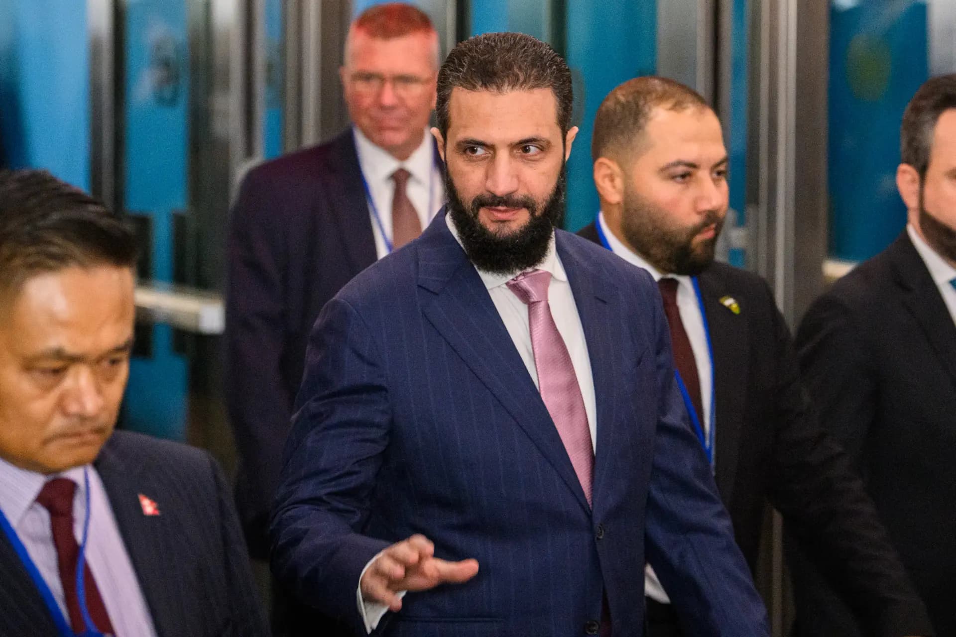 Ehmed Şer: Mafên Kurdan dikevin destûra Sûriyeyê û perwerde bi Kurdî dibe