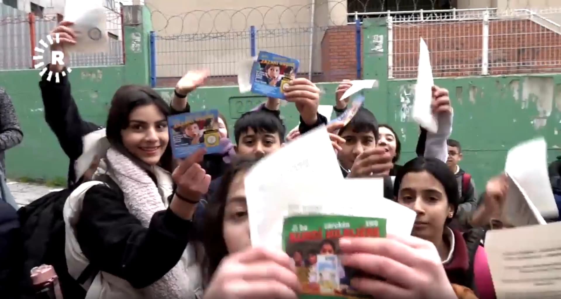 İstanbul’da binlerce öğrenci Kürtçeyi seçti ama öğretmen atanmadı