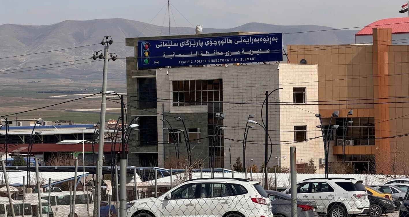 هاتووچۆی سلێمانی بۆ شۆفێرانی تاکسی: بۆ نوێکردنەوەی مۆڵەت ئەستۆپاکی بهێنن
